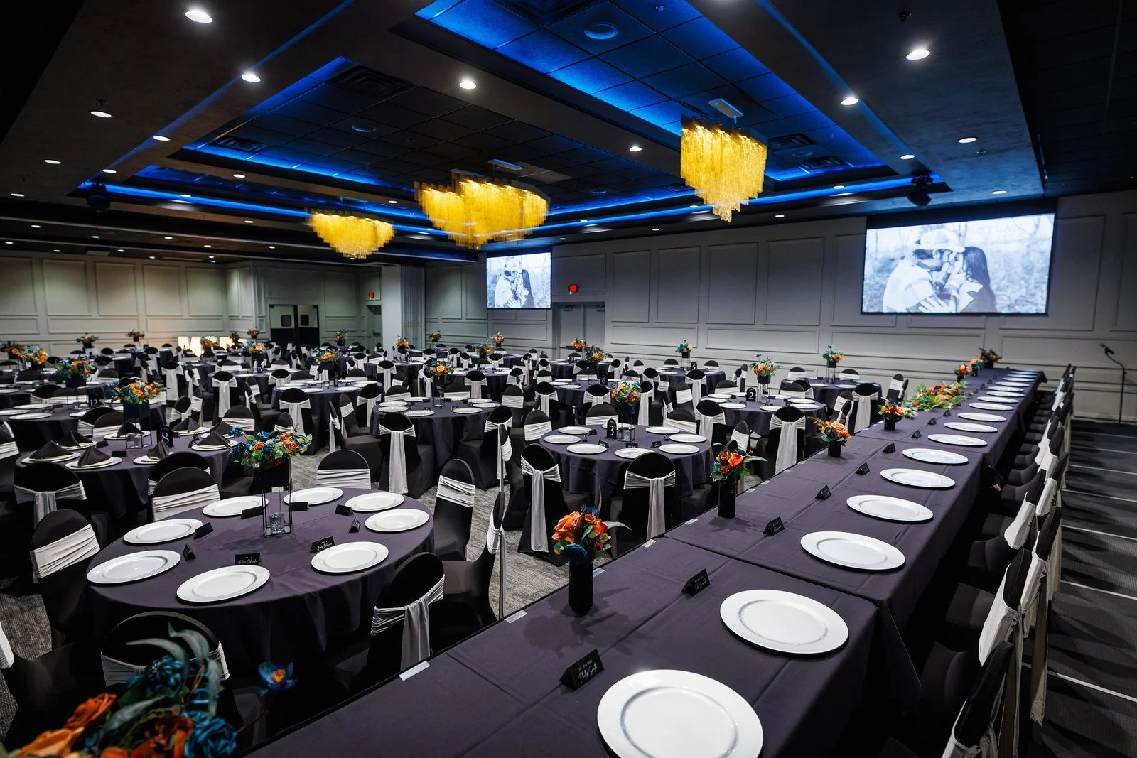 Wedding at Stadium View Event Halls - Green Bay, WI Wedding Venue