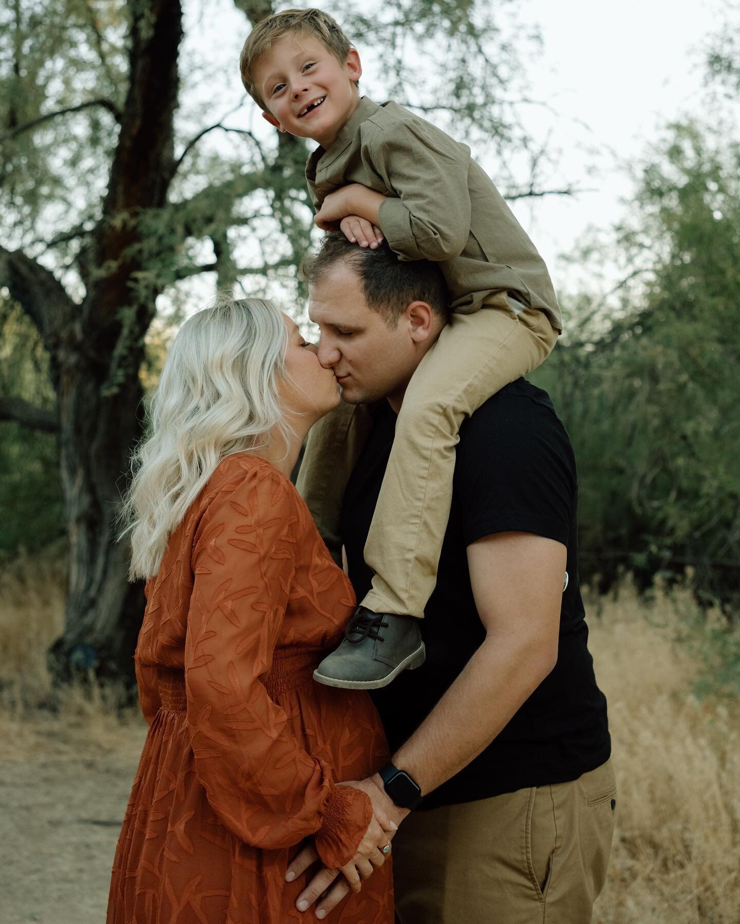It&rsquo;s so fun watching siblings interact with moms belly. It&rsquo;s always a toss up on who&rsquo;s the most excited to welcome baby into the family 🖤