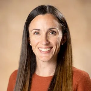 Headshot of Cynthia Fraga Rizo