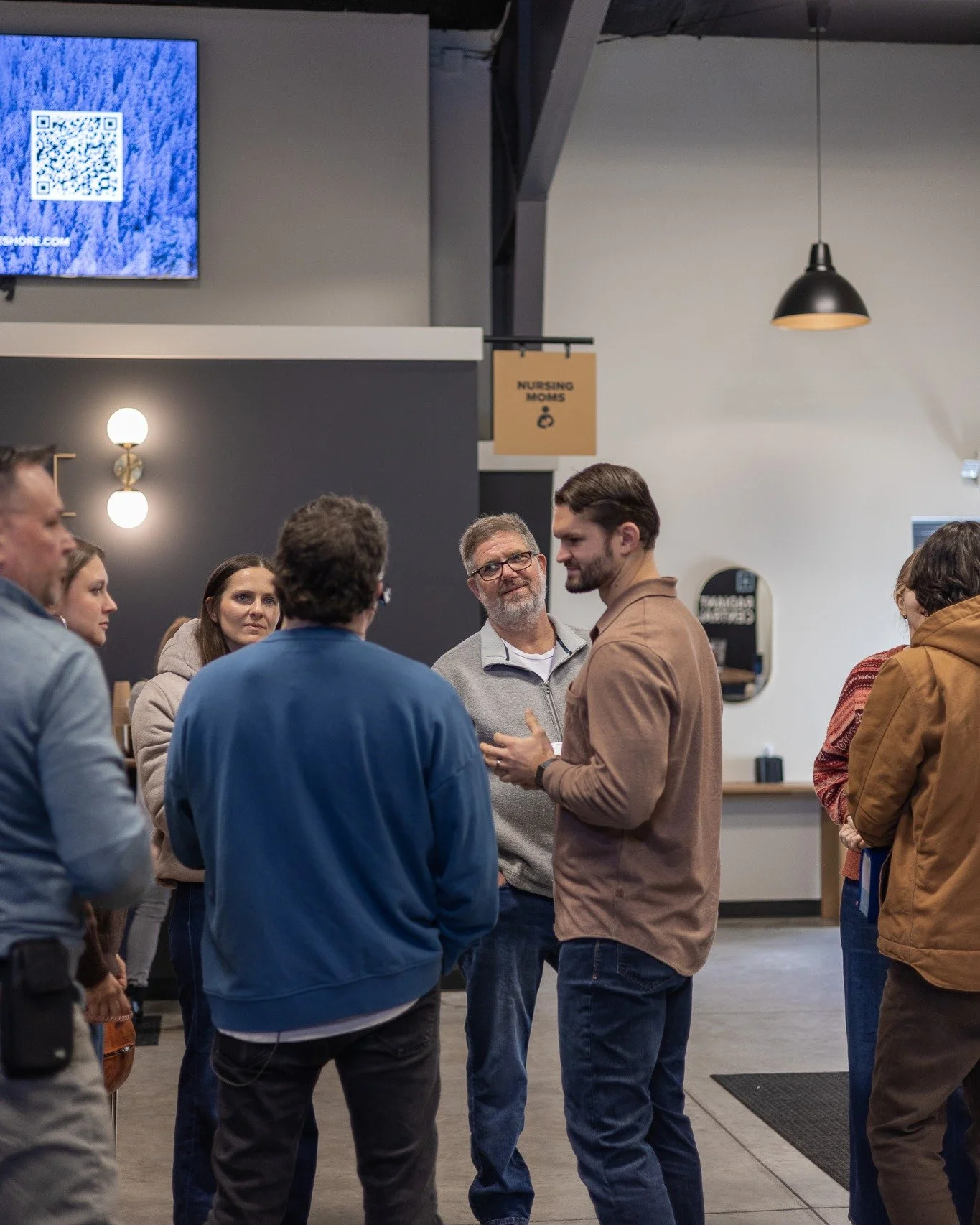 T-24 hours... see you soon 🕙 😃

Comment below if you're looking forward to church tomorrow 🤗