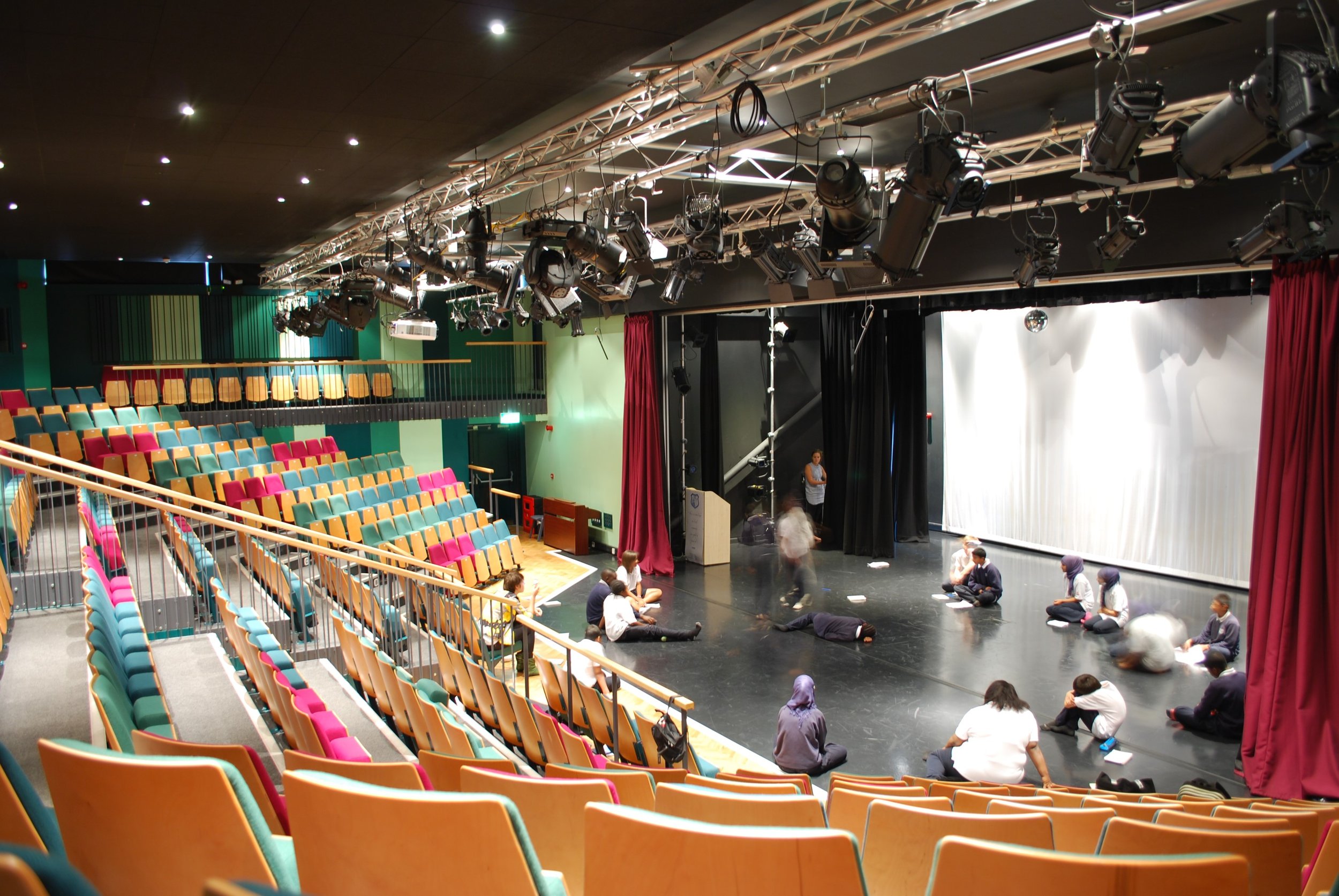 STATE-OF-THE-ART THEATRE FOR PERFORMING ARTS SPECIALISM & COMMUNITY USE. The school was transformed to an Ofsted Outstanding Academy.
Brampton Manor Academy, Newham. Designer and Project Architect from inception to completion at Edward Cullinan Arch
