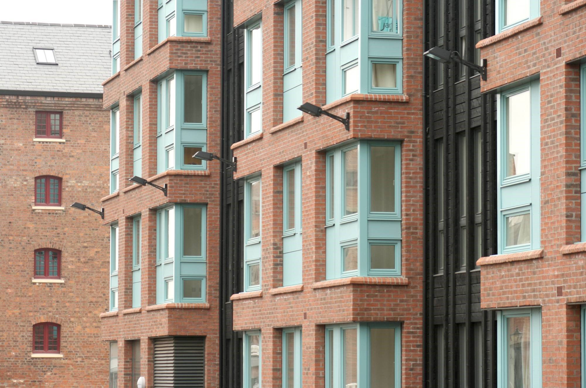 CONSERVATION AREA NEW BUILD Barge Arm, Gloucester Docks. Project Architect from inception to completion at Edward Cullinan Architects.