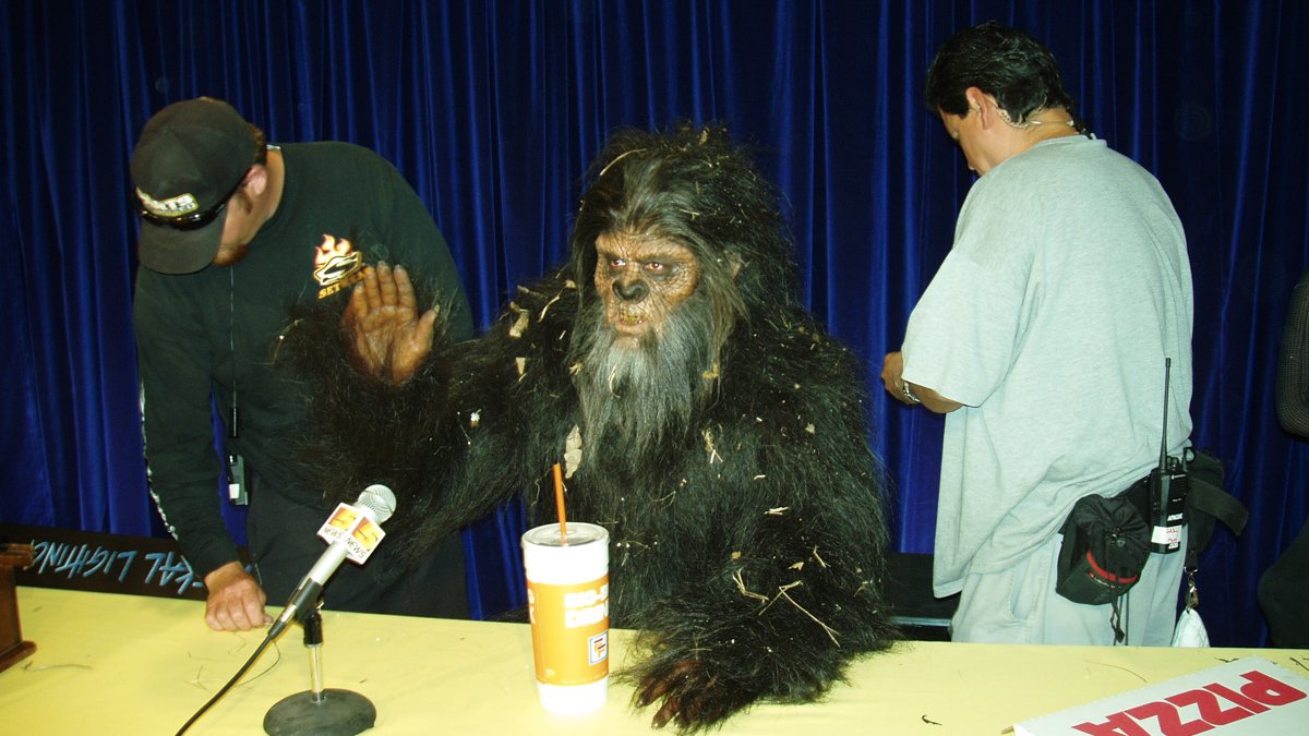 bigfoot-make-up-3.jpg