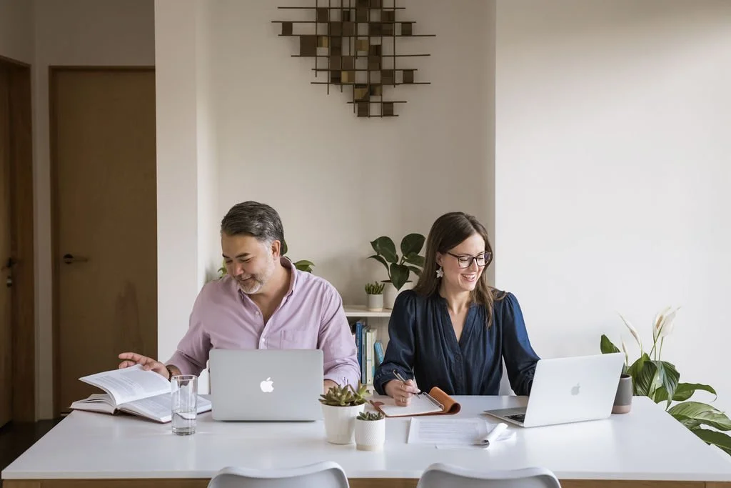 How to Hire a Lawyer