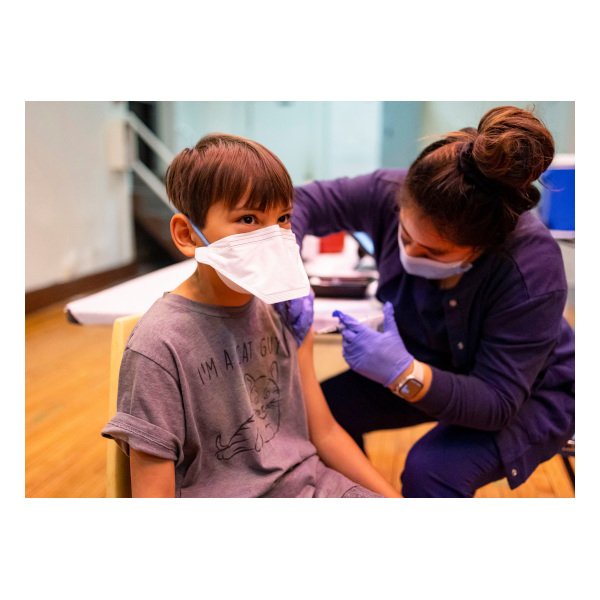 CDC officials urge US flu vaccination after record child deaths last year - the guardian