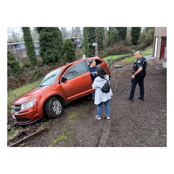 New Lakewood couple slide onto embankment… and they are mute.