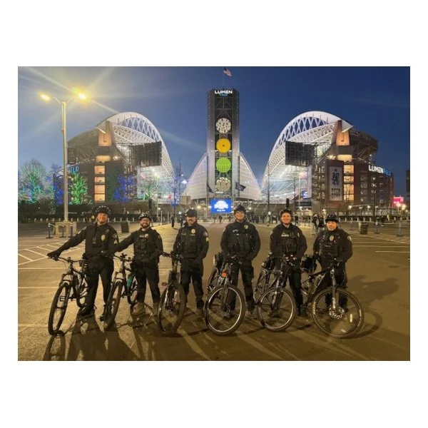 Lakewood Police Department Bike Patrol Supports Seahawks Super Bowl Parade - LKW