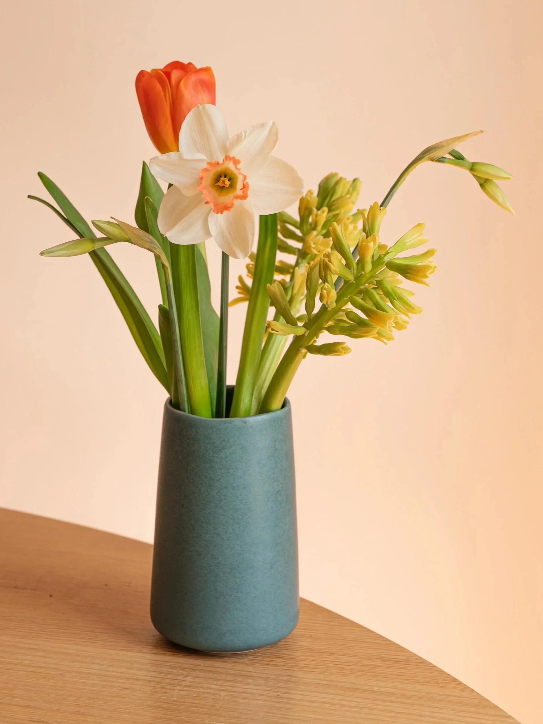 Myrth-LimitedEdition-CuttingVase-Spring2026-33.jpg