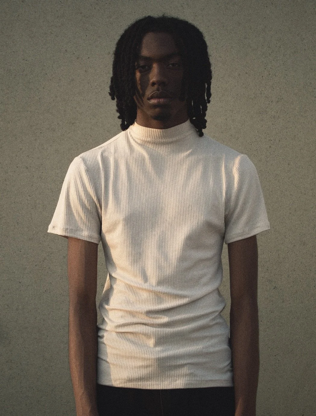 The Aesthetic Class | Off-White Mock-Collar

You don&rsquo;t need to speak when your presence says everything. Mario wearing a custom VRTY Men&rsquo;s Mock Collar Shirt handcrafted in The Arthouse.

Made to Order for The Aesthetic Class. We let the a