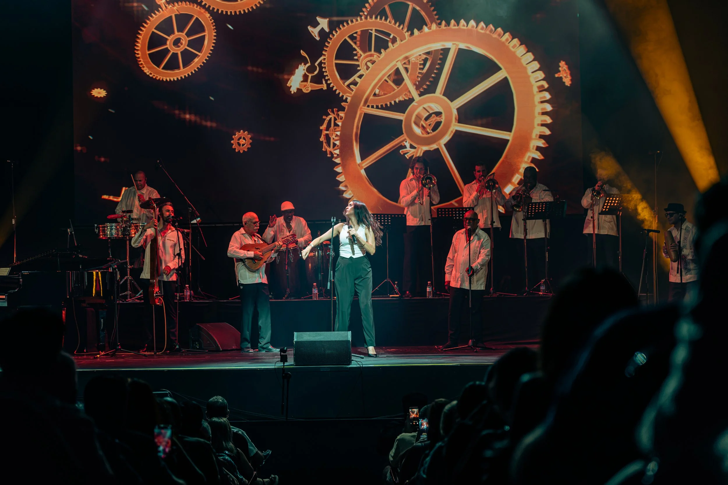 LA RAZÓN CELEBRATES BUENA VISTA ALL STARS’ REVIVAL OF THE SOUL OF CUBAN MUSIC IN MADRID