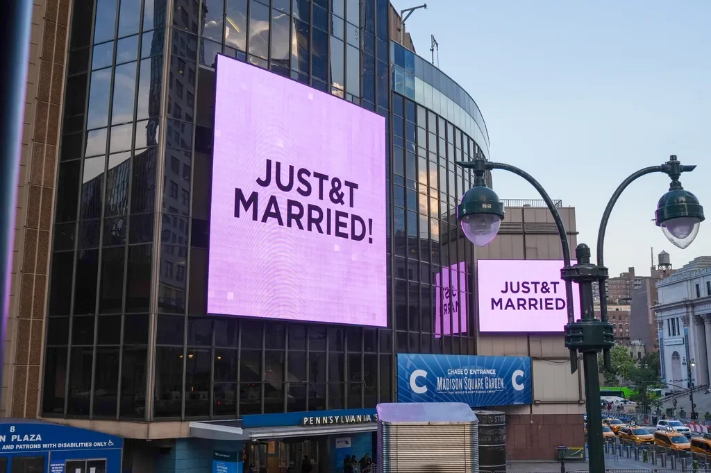 Taylor Swift Just Got Married. Here's What Her Setlist Says About Yours.