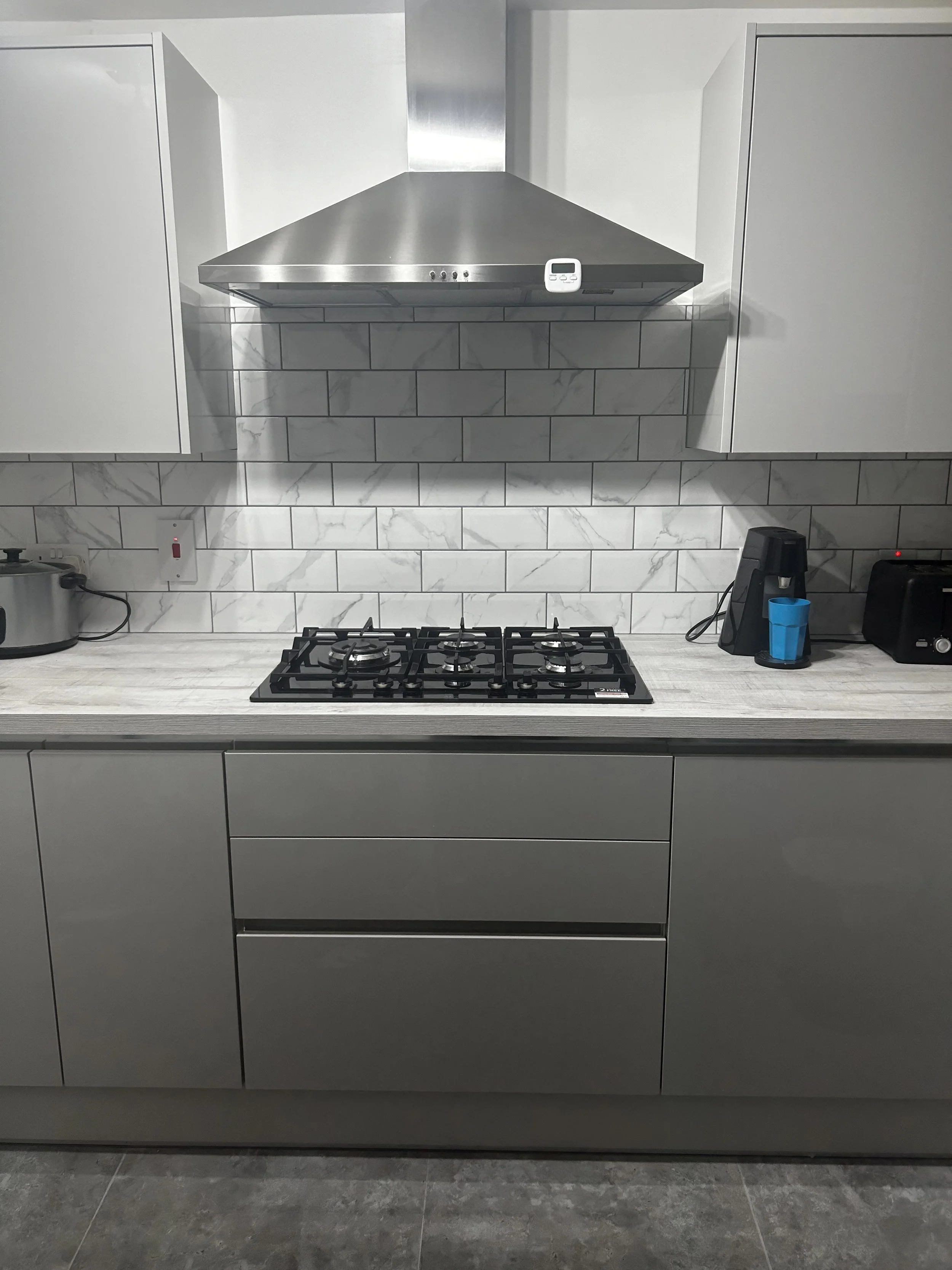 Cool Grey Compact