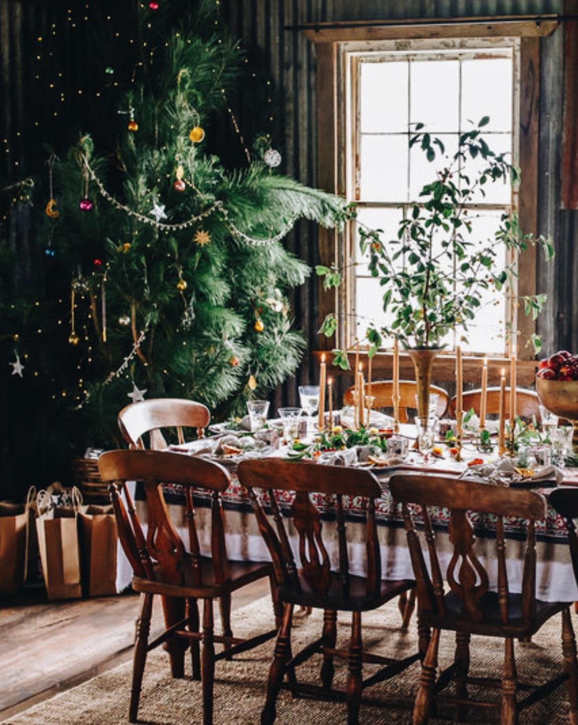 Christmas tree and table.jpg
