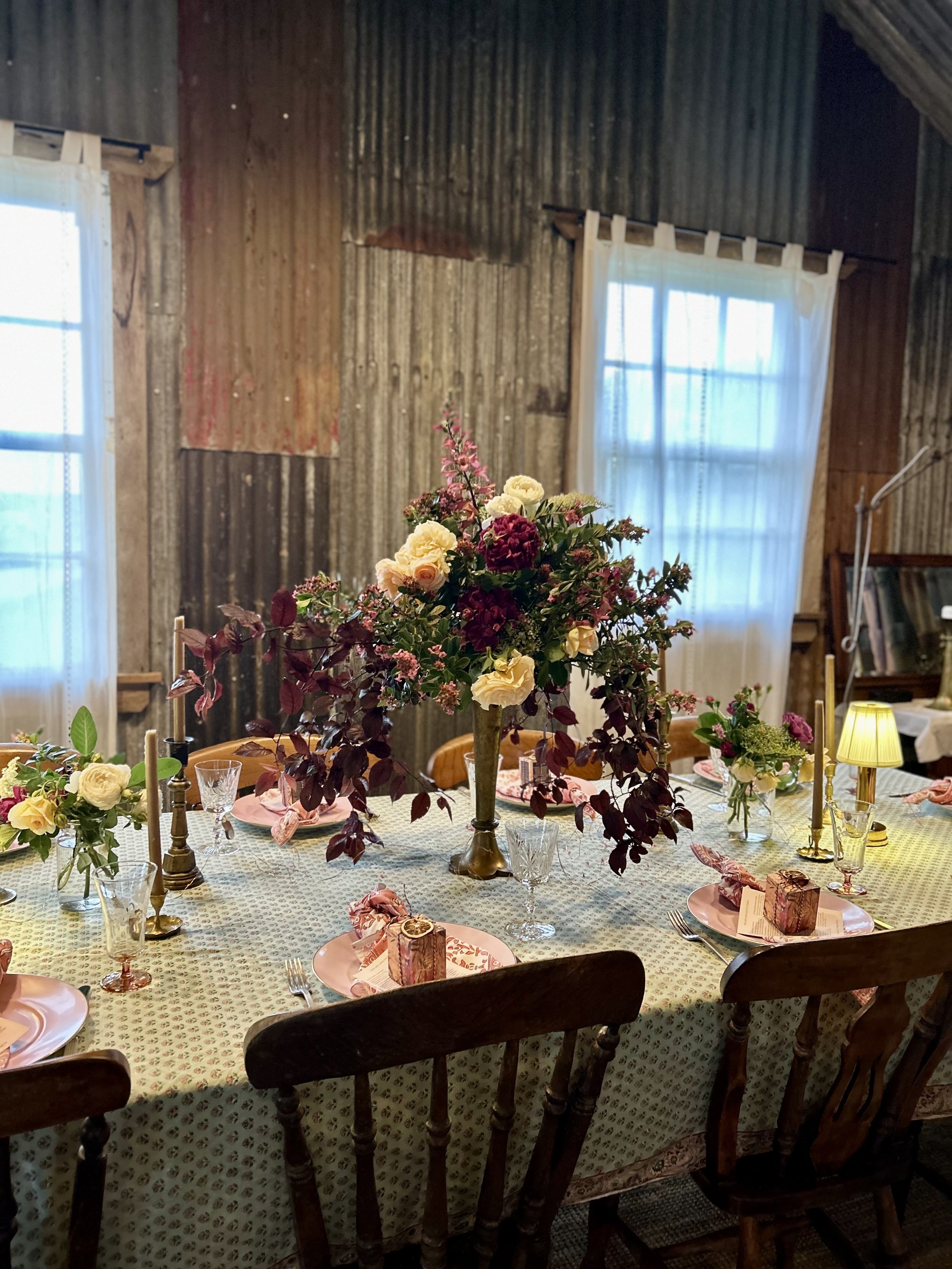 Romantic Table setting.jpg