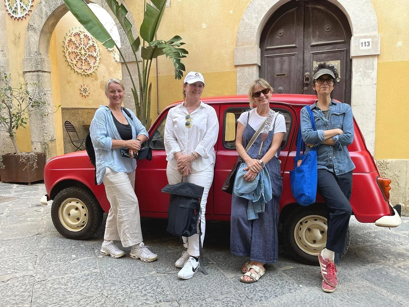 women&car.jpg