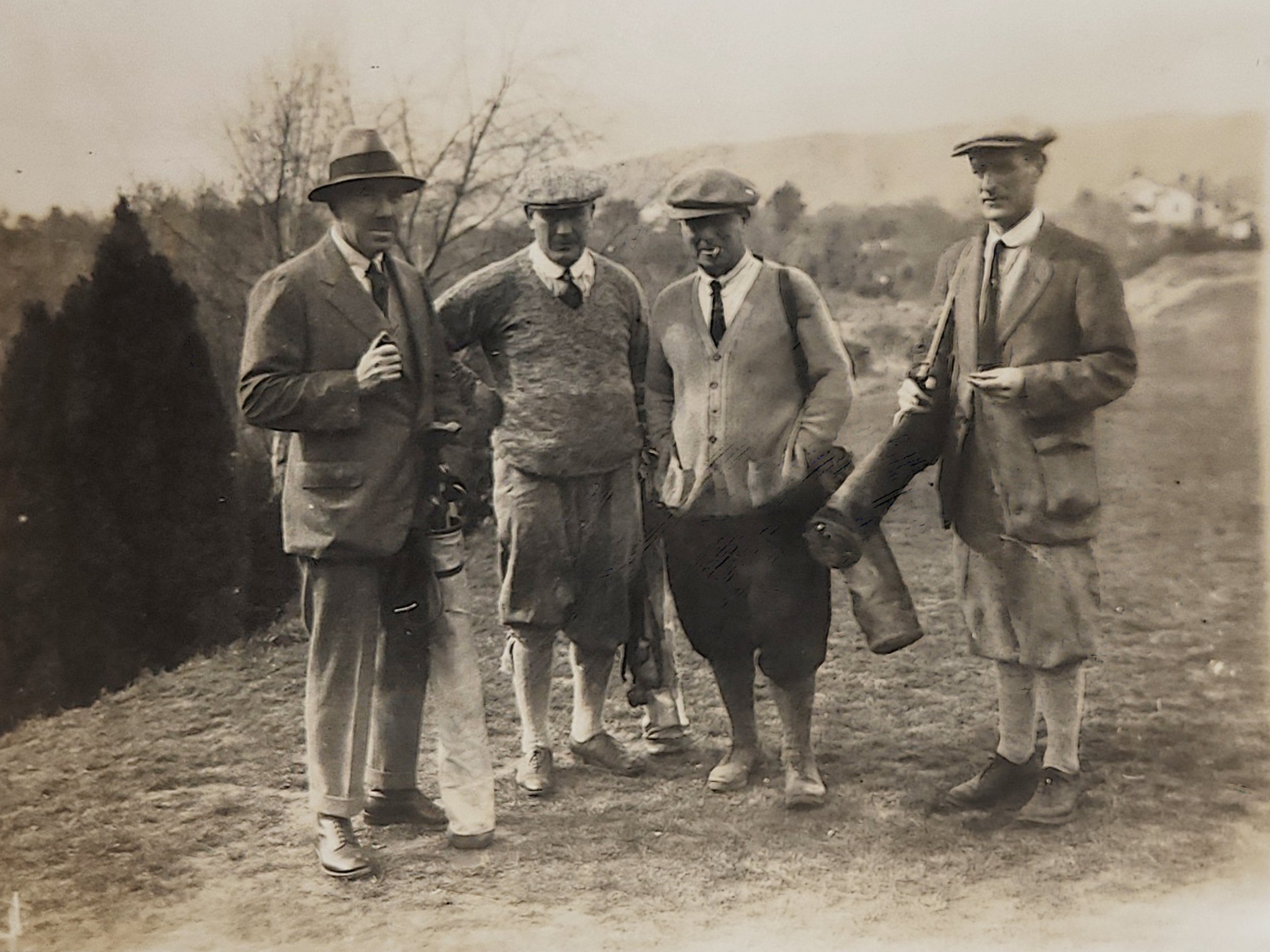 Unknown acquaintances, Robert Young far left.