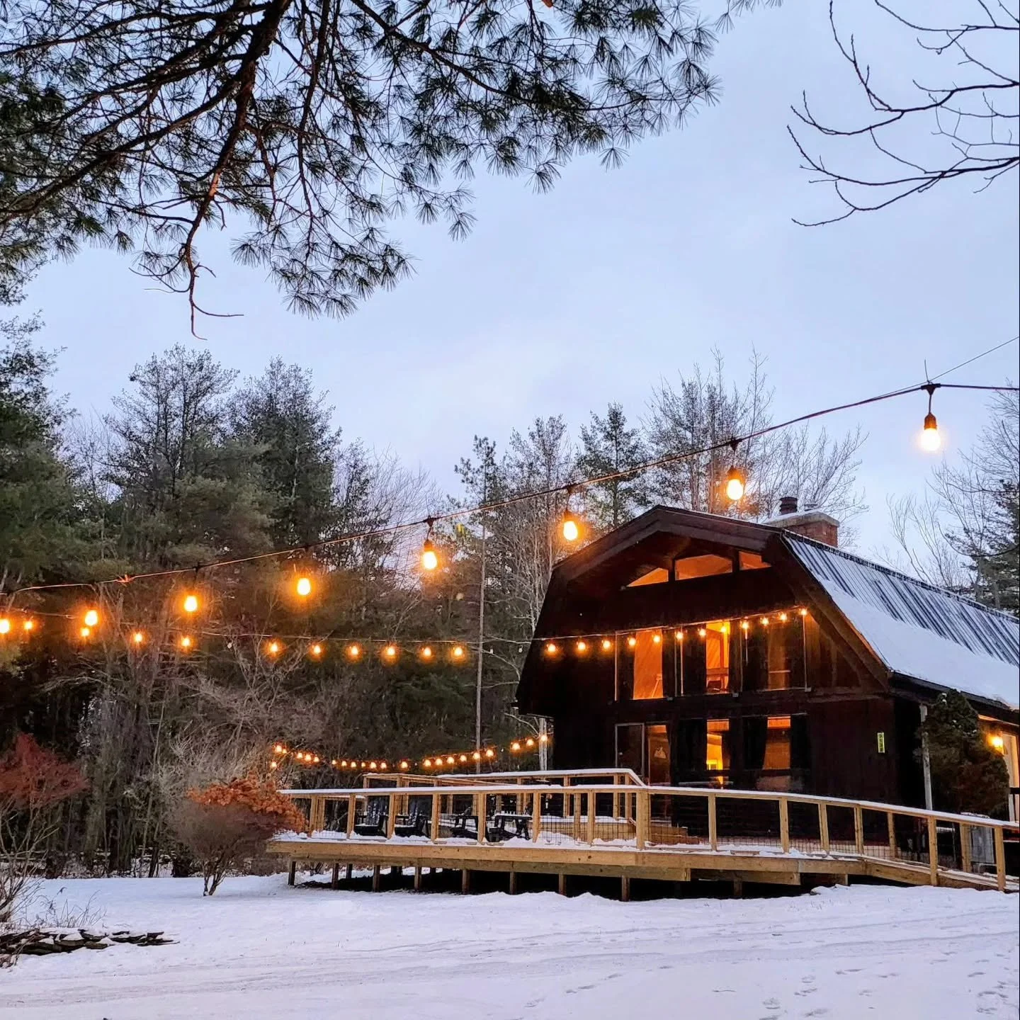 Winter at The Hideaway is about slowing everything down. 

Fires crackling outside as the snow falls quietly around you. Long sauna sessions that warm you all the way through, followed by crisp air and star-filled nights. Mornings come easy here, eve