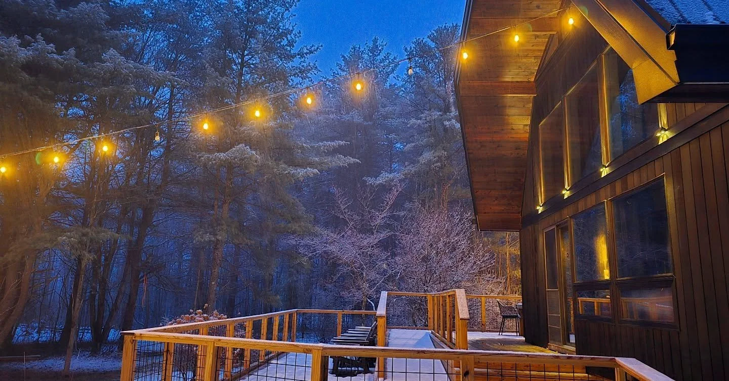 Ahhh&hellip; listen.

You come to The Hideaway on a foggy winter morning and tell me this is not a whole experience. Everything is quiet. Even the trees are minding their business.

You wake up slow. No alarms. No rushing. The sauna warming, and you 