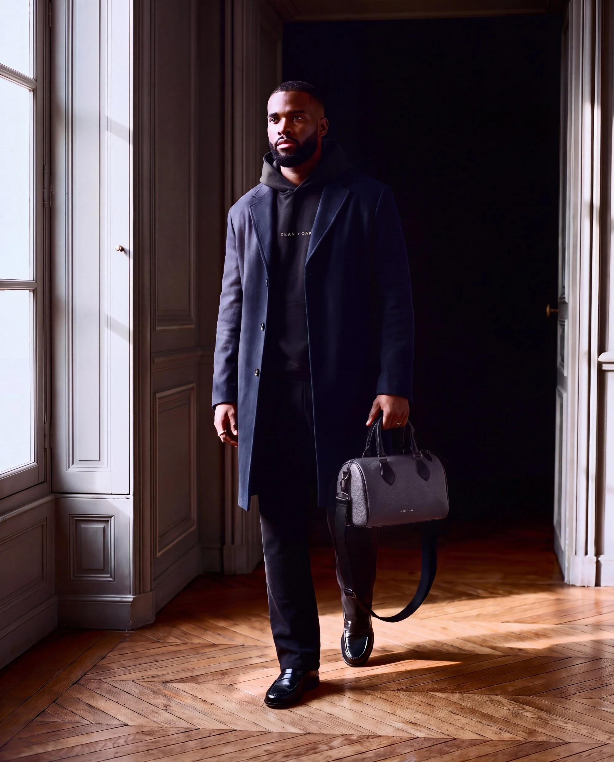 The Dean + Oak Duffle in Charcoal Nappa leather