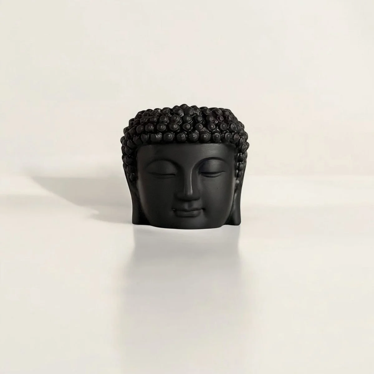 Dean + Oak Buddha Candle in Noir