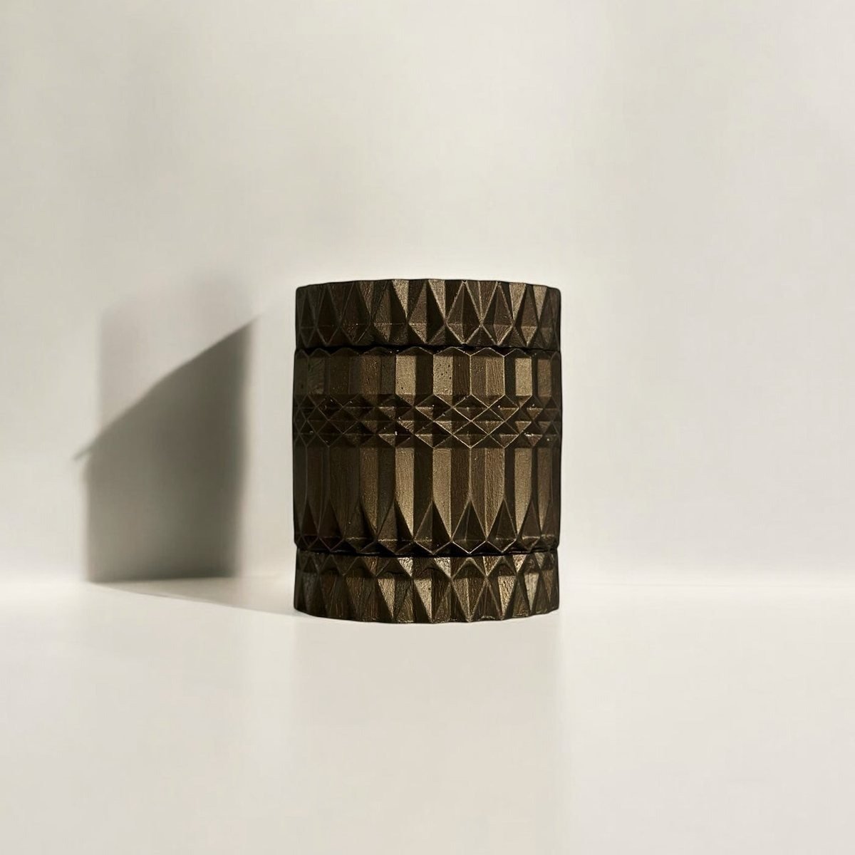 Dean + Oak Forma Candle