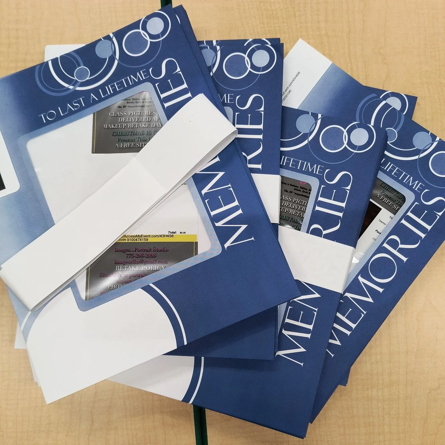 📸 Parent Alert!
Be on the lookout &mdash; your student&rsquo;s school pictures are coming home today!
Check backpacks so you don&rsquo;t miss them! 🎒✨

A big thank-you to  @imagesportraitstudio  for capturing such wonderful smiles &mdash; we love s