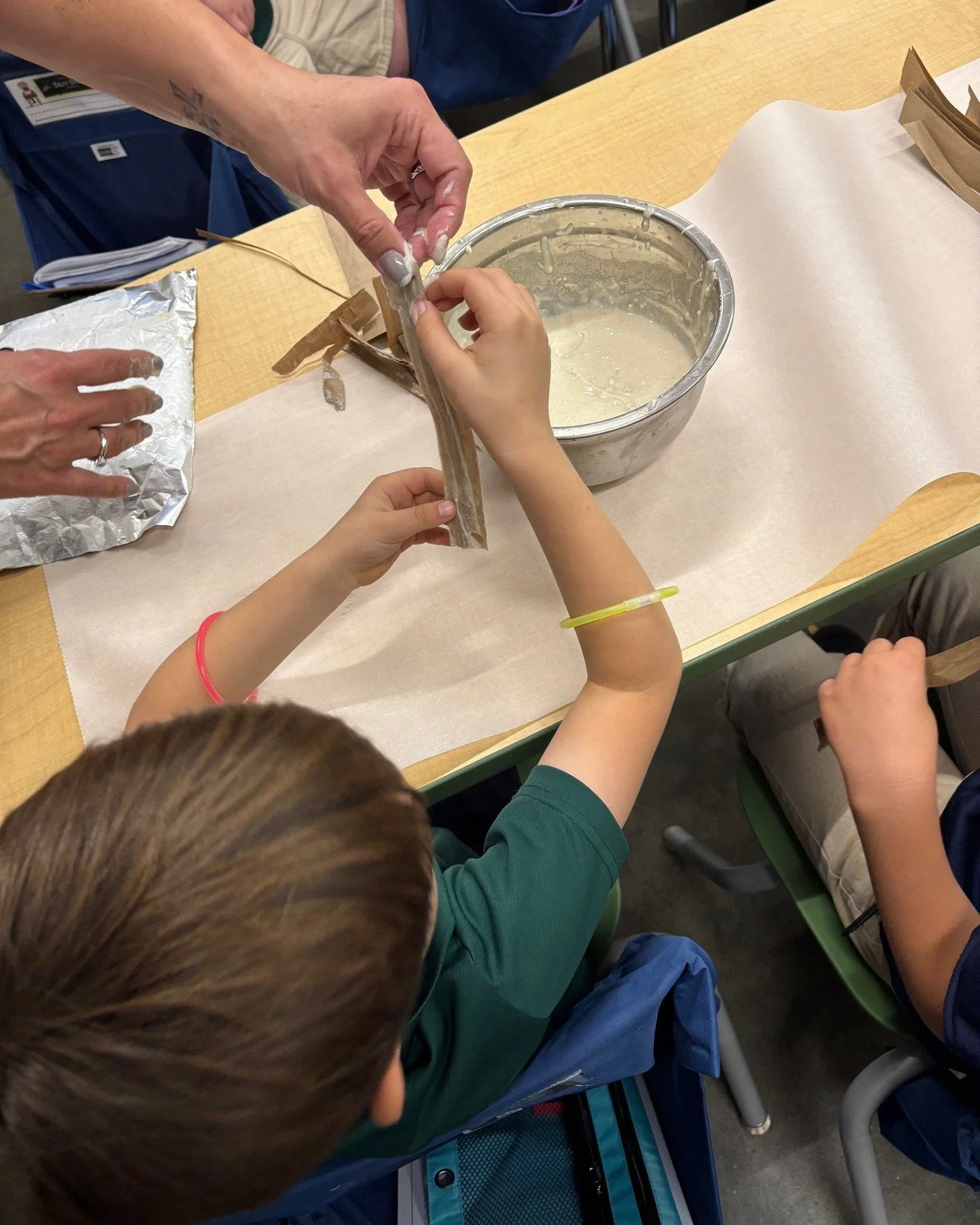 WONDERING WEDNESDAY! 

Our first graders traveled back in time to Ancient Egypt! They made their own &quot;papyrus&quot; and wrote their names in hieroglyphics- learning history through art ad creativity! 

Seats are available and waiting just for yo