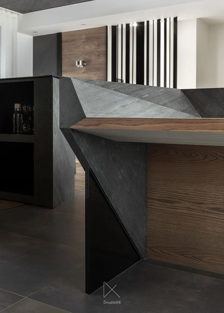 Photo inspiration: Curated Hidden Texture Apartment Gallery View 34