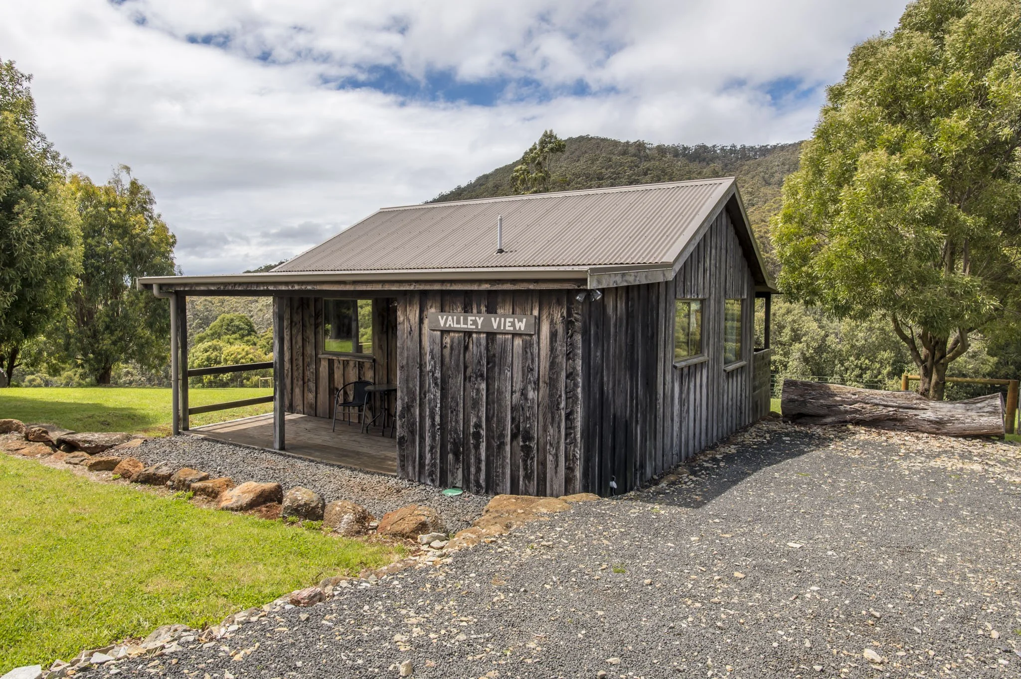 Accommodation in Penguin | Rustic Hut Bush Retreat | Exterior of The Valley View Hut at Rustic Hut Bush Retreat