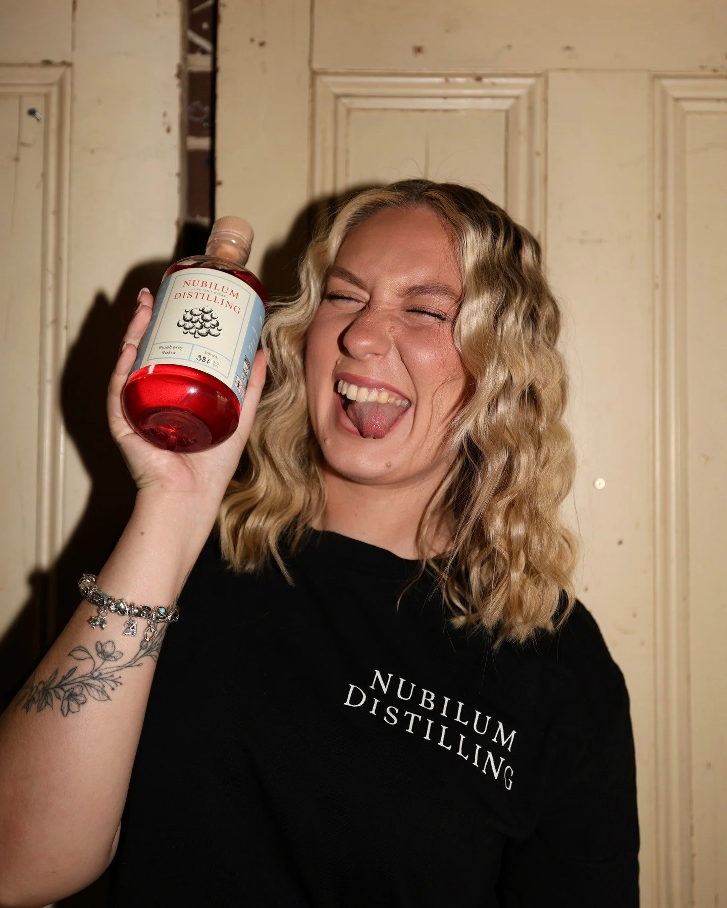 Ya know what makes sippin' locally so much sweeter? Getting to know the faces behind the bar!

Meet Sav. 

Our favourite blonde, cowboy boot wearing, AFL playing, bar manager. 

In between listening to Morgan Wallen and running around the oval, this 