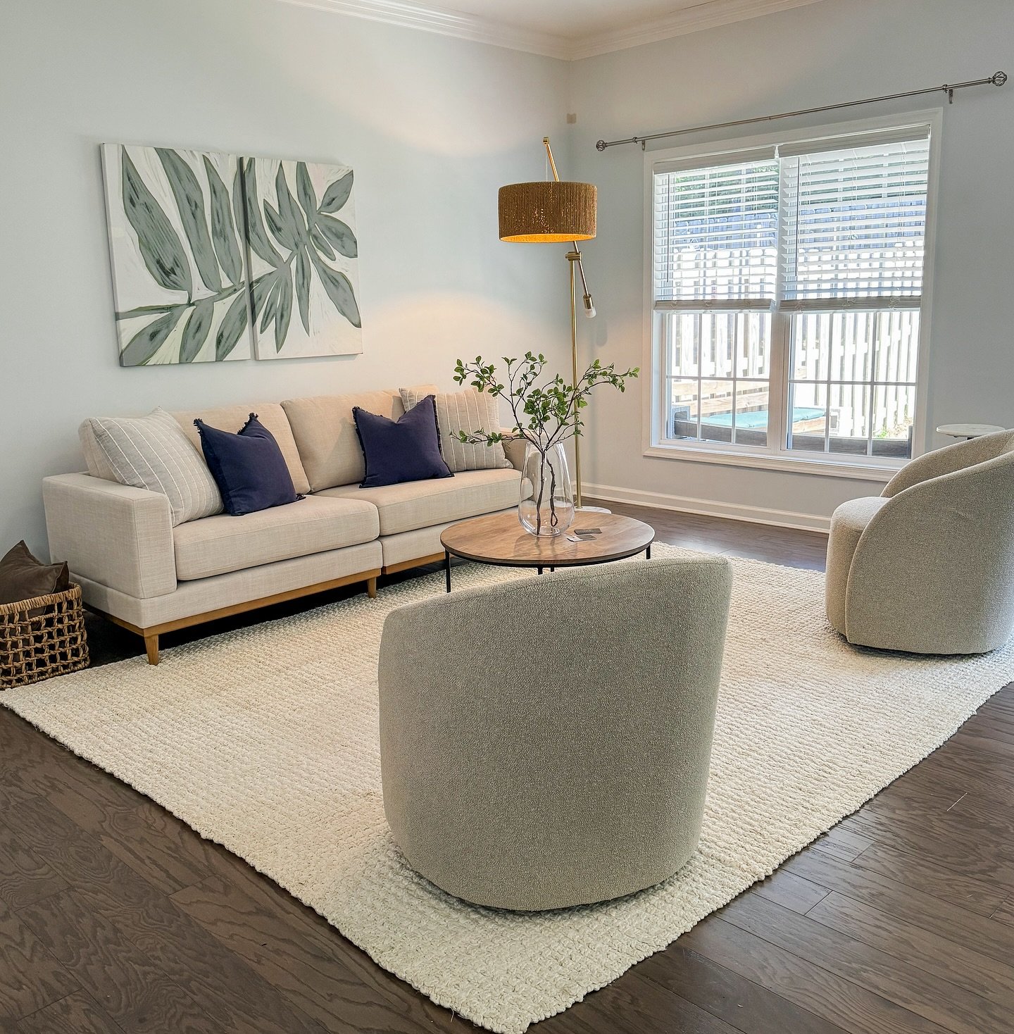 Light, bright &amp; airy for this cute townhome near Quarterpath! ✨ 

📍231 Lewis Burwell Pl. Williamsburg, VA 23185
.
.
.
.
FOLLOW @newhavenstaging for home staging &amp; decorating inspo 🌿

#homestager #homestagingsells #housetoahome #livingroomin