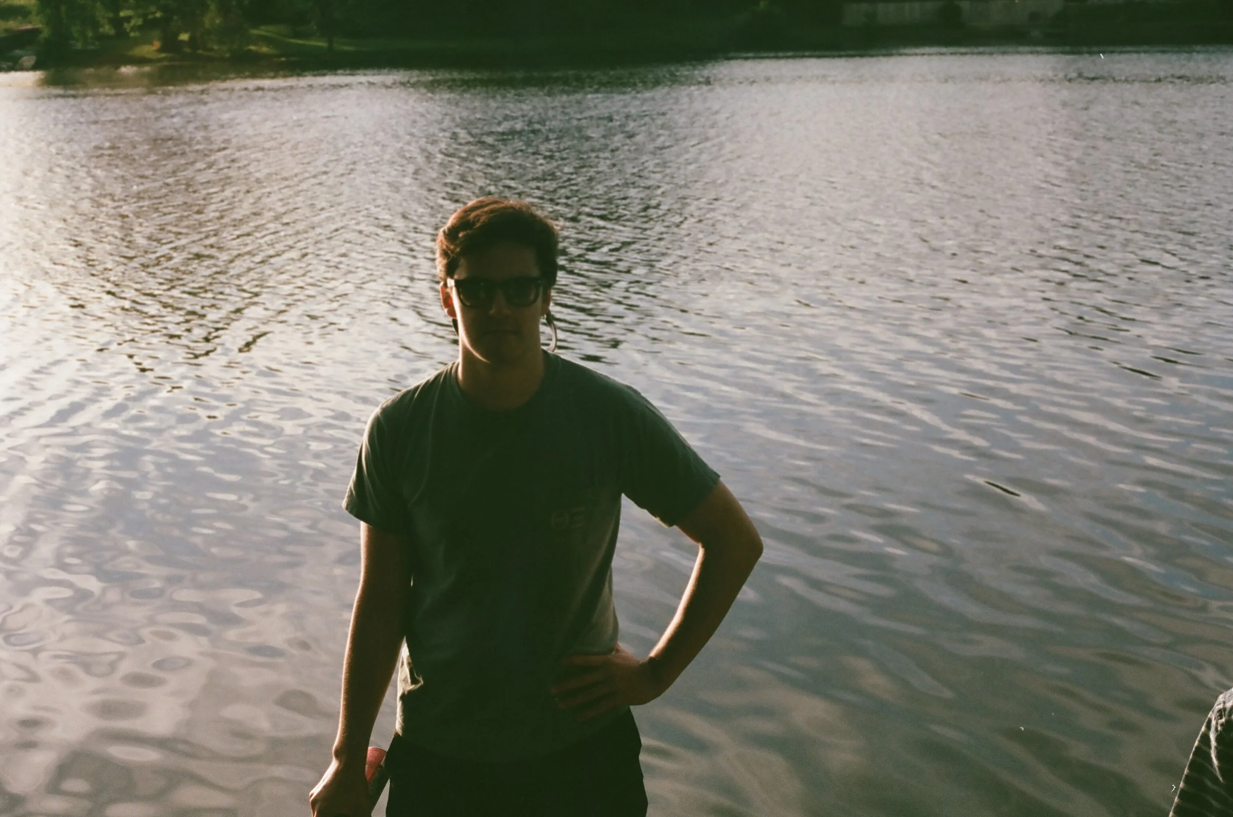 0009_8A.jpg