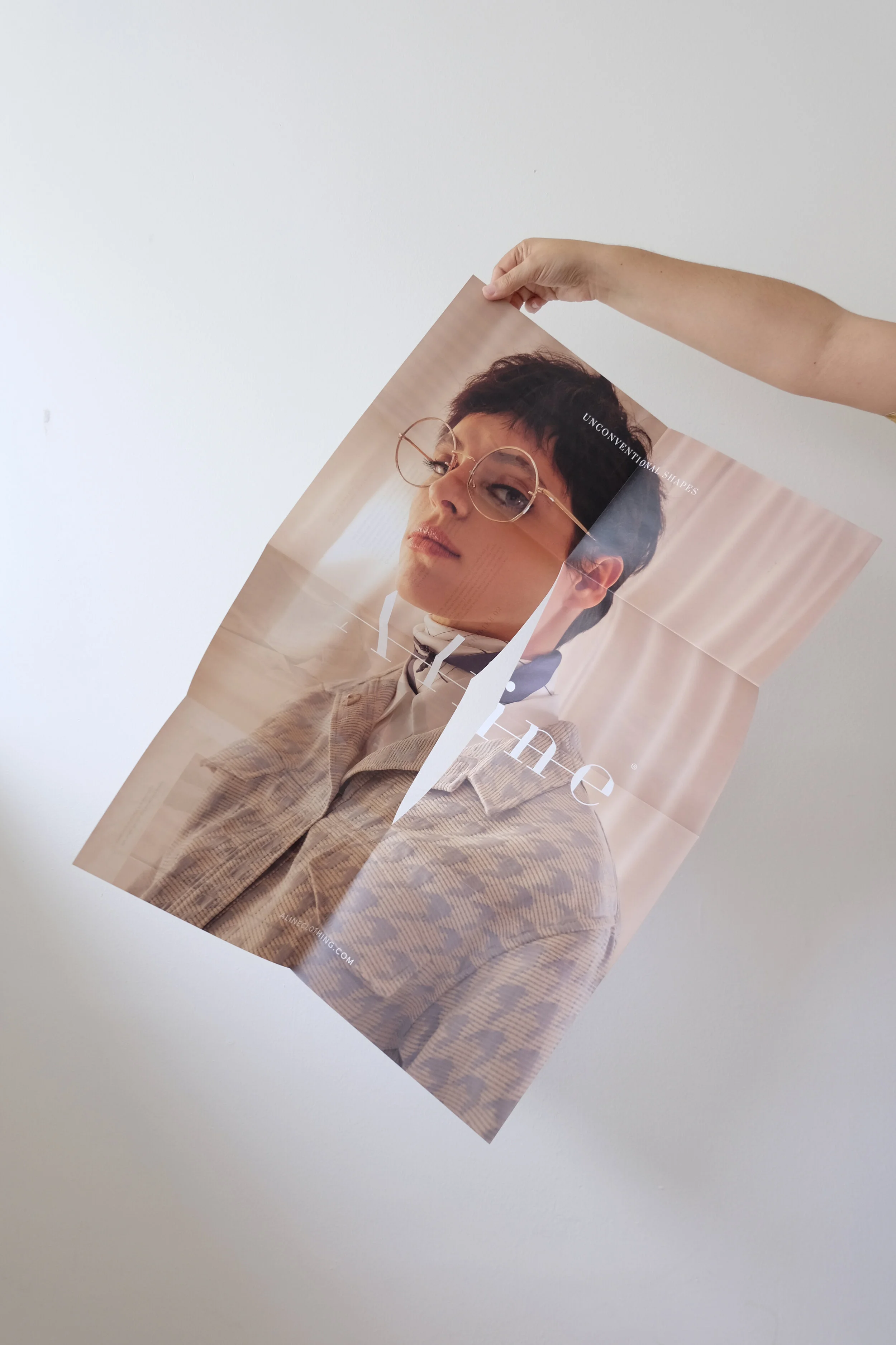aline-clothing-brochure-fashion-makers_01.jpg