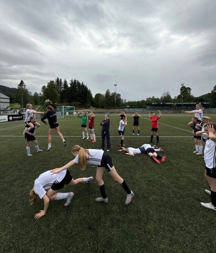 Gruppe 2-2 fotokonk 2025.jpg