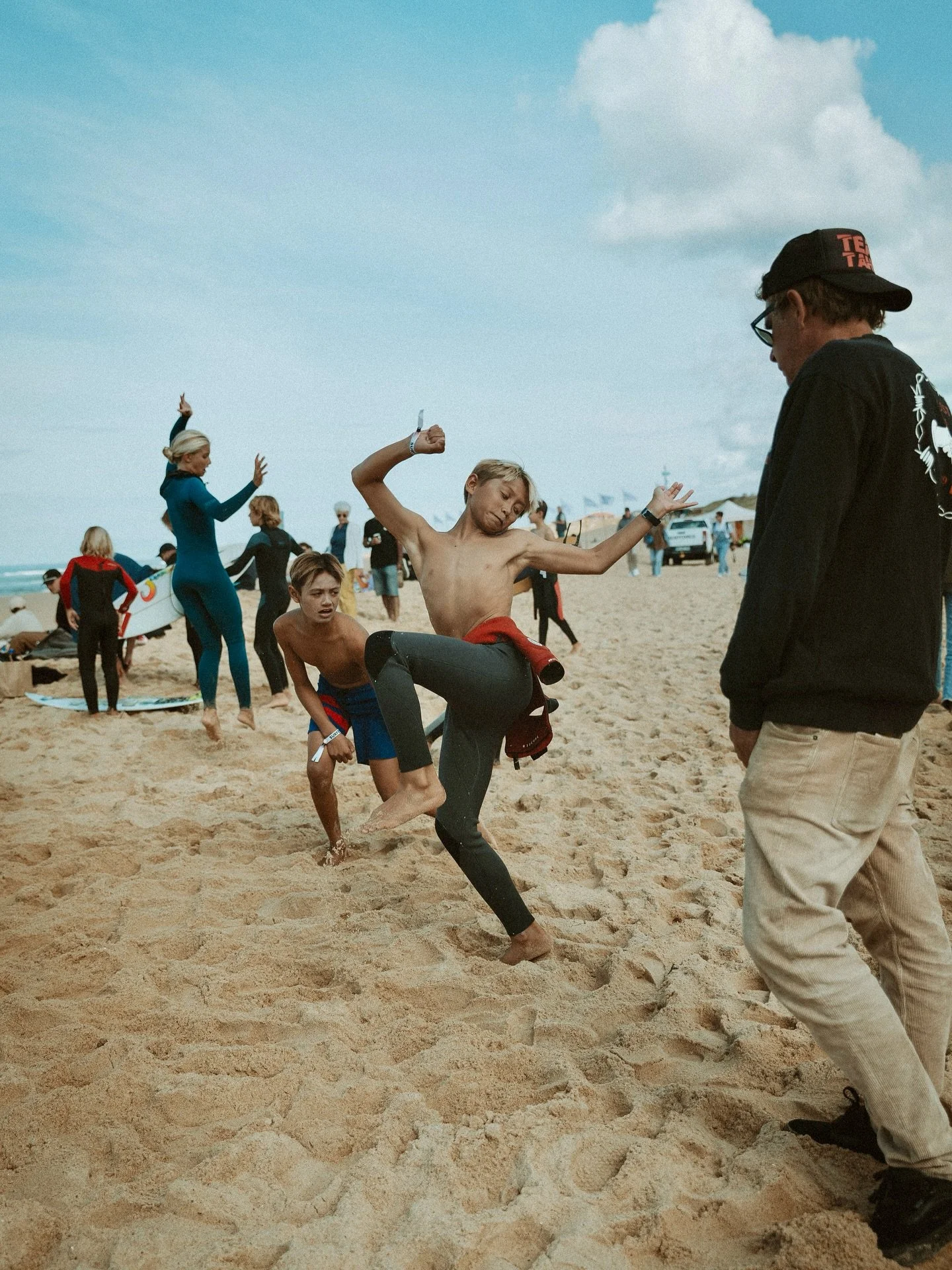 Quiksilver Festival 2025 🌊 &eacute;chauffement de la team H&eacute;ritage 🔥

Vous pr&eacute;f&eacute;rez