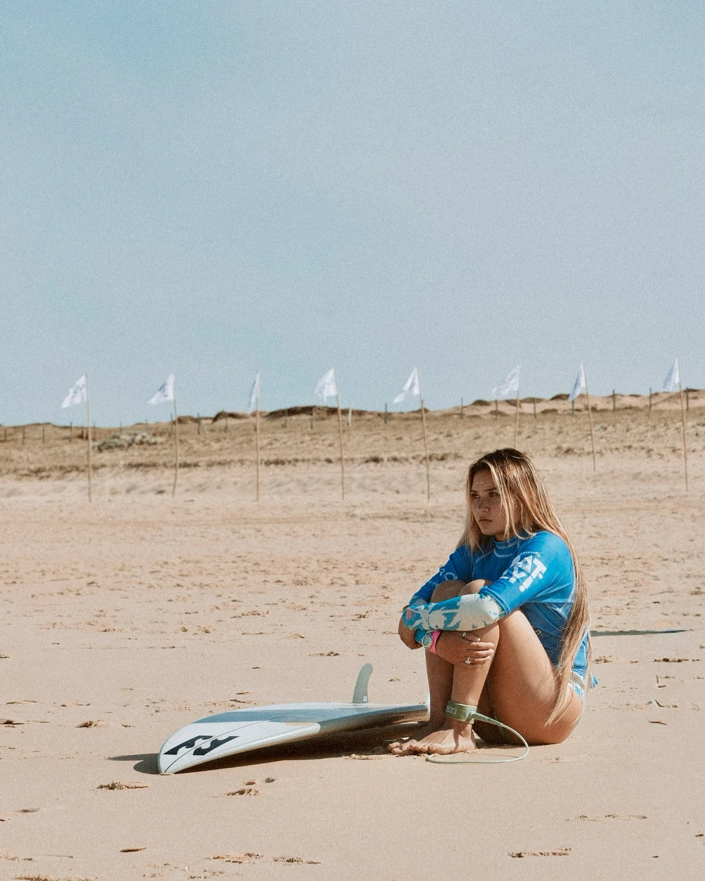 Quiksilver Festival 🌊 
With some of the girls 🌺🐚🌞

@roxy 
@quiksilver_festival 
@billabongwomens 

@skybrown 
@kohai.fierro 
@vahinefierro 
@heimiti.fierro 

#photographelandes #photographepaysbasque #quiksilverfestivalhossegor #roxygirl #surferp