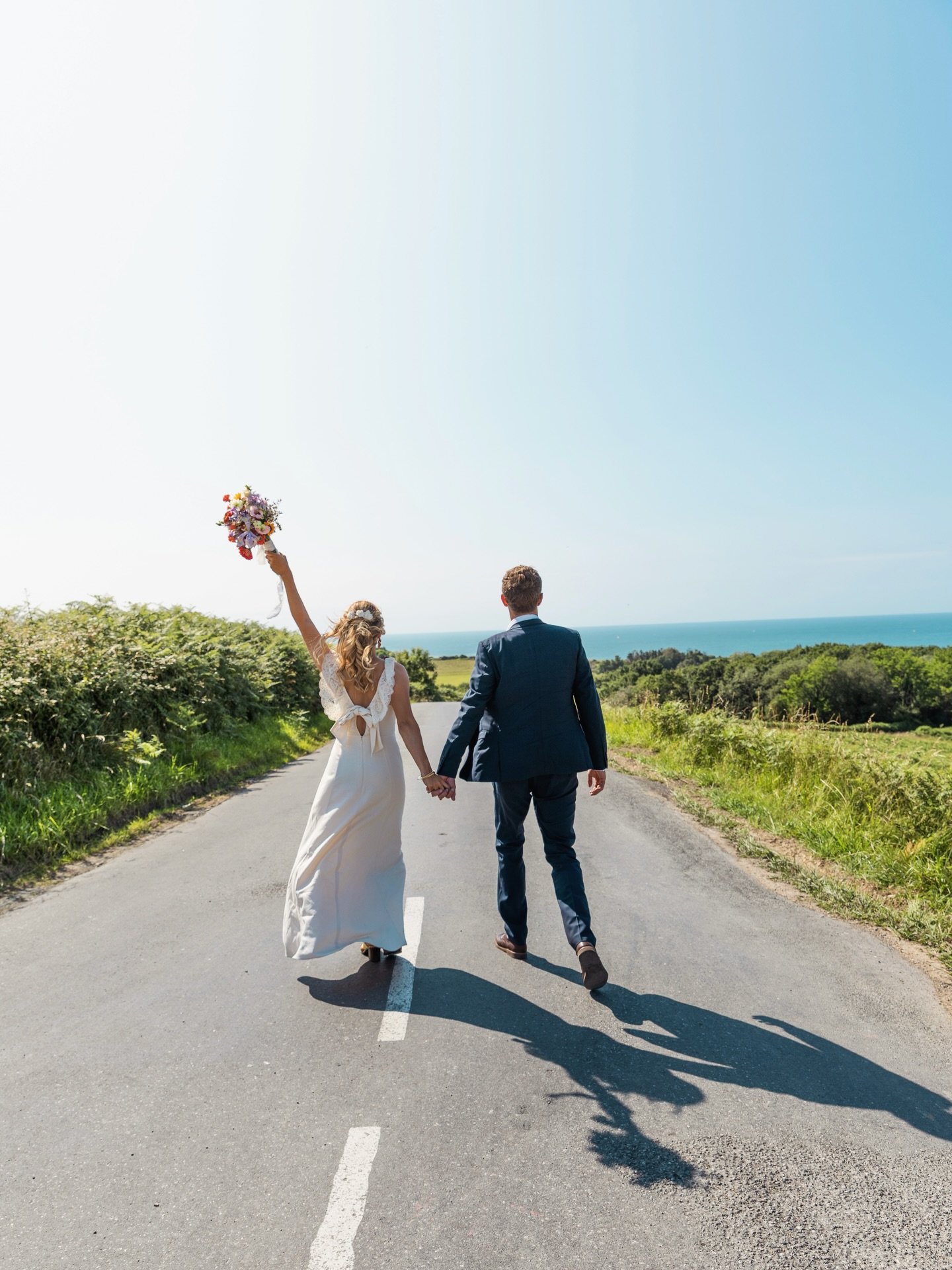Le Pays Basque.
L&rsquo;oc&eacute;an.
Des mari&eacute;s magnifiques. 

Et si c&rsquo;&eacute;tait vous ? 🤍