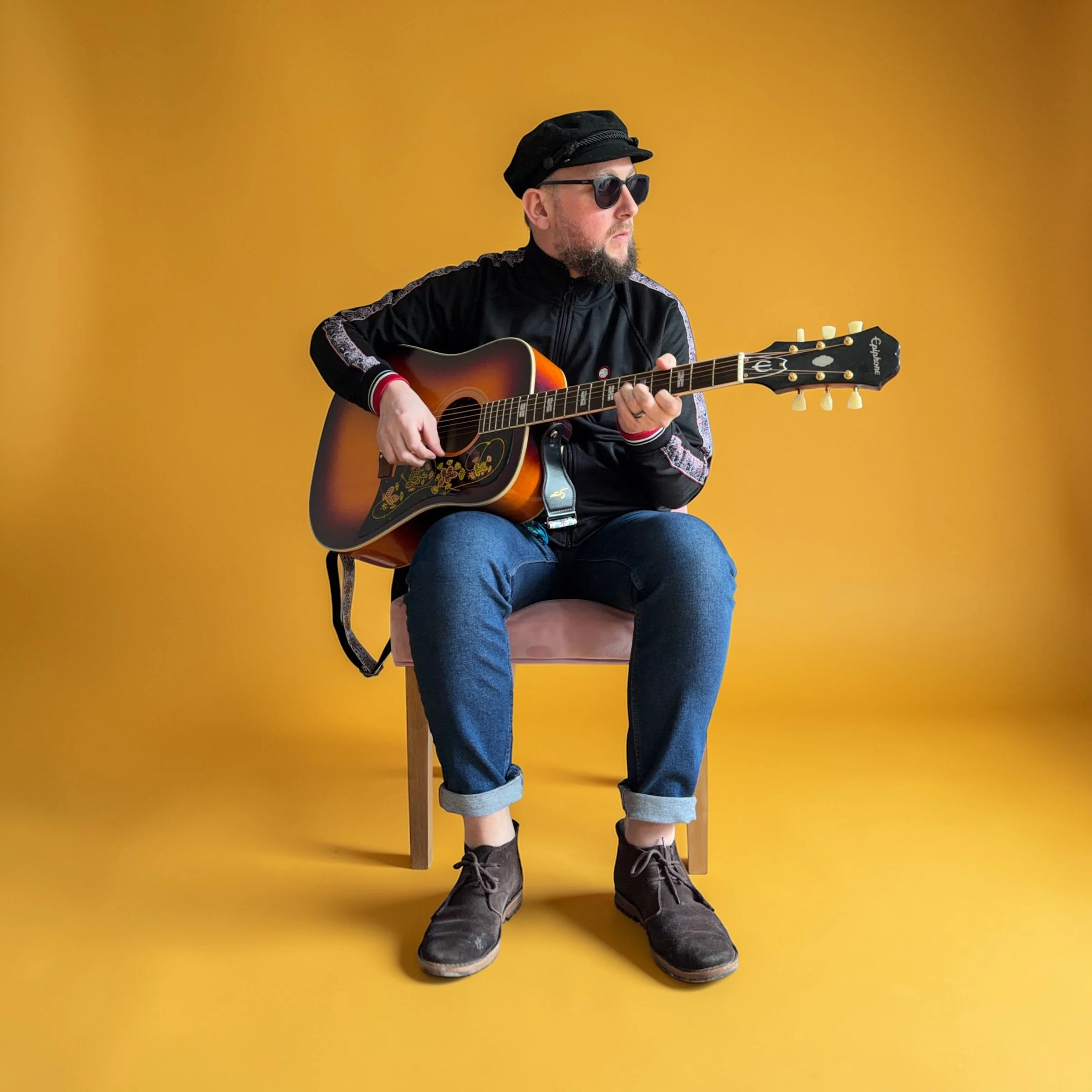 Dublin Alternative Retro Artist Al Richardson Releases New Single ‘Not As Much’