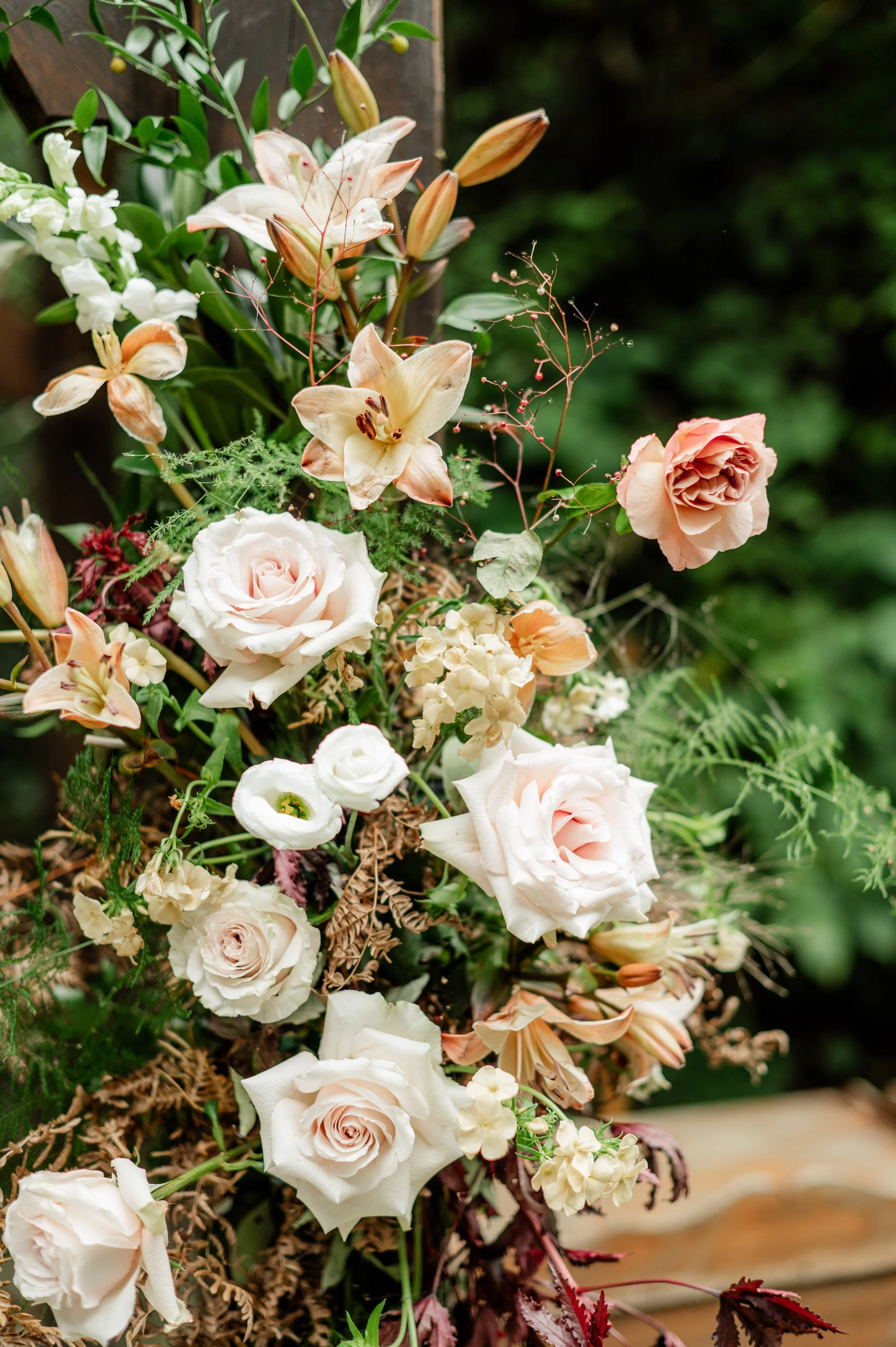 Vintage Wedding Planning: Bringing Old-School Glamour to Life