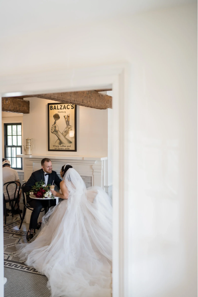 How To Elevate Your Toronto Wedding Design Without Blowing the Budget</span>
