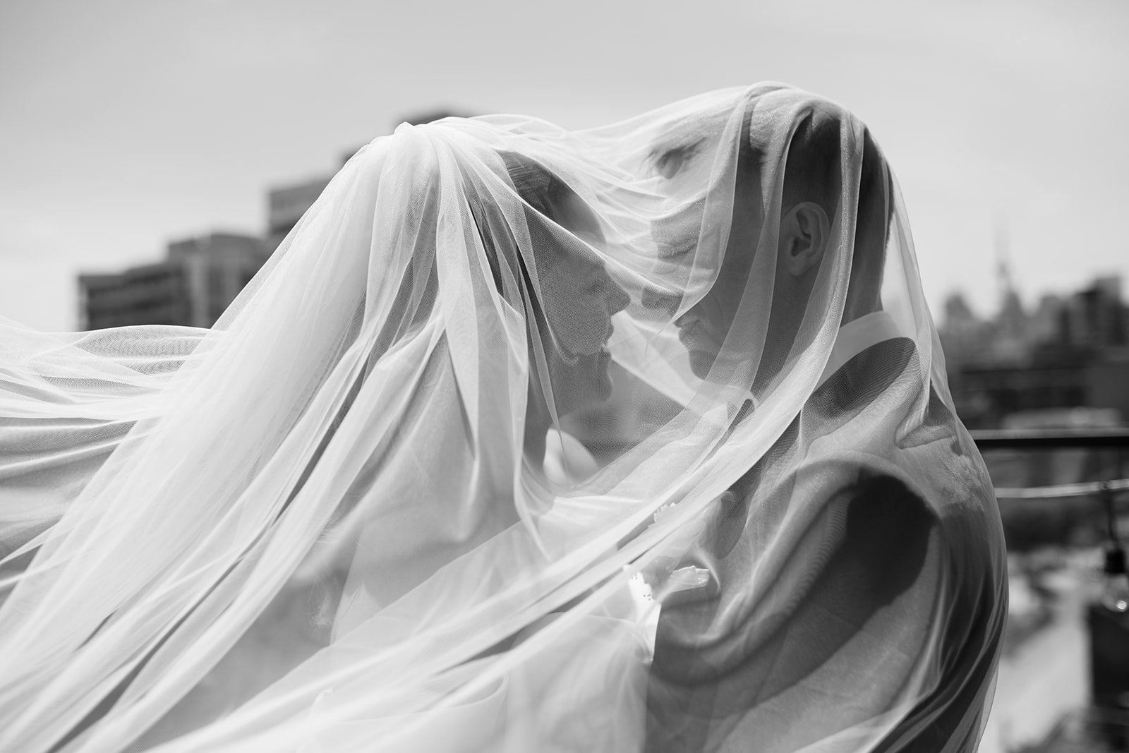 Best Toronto florist planner | Month of coordinator GTA and wedding planner and destination wedding planner in Toronto and floral studio creating best wedding design in modern style