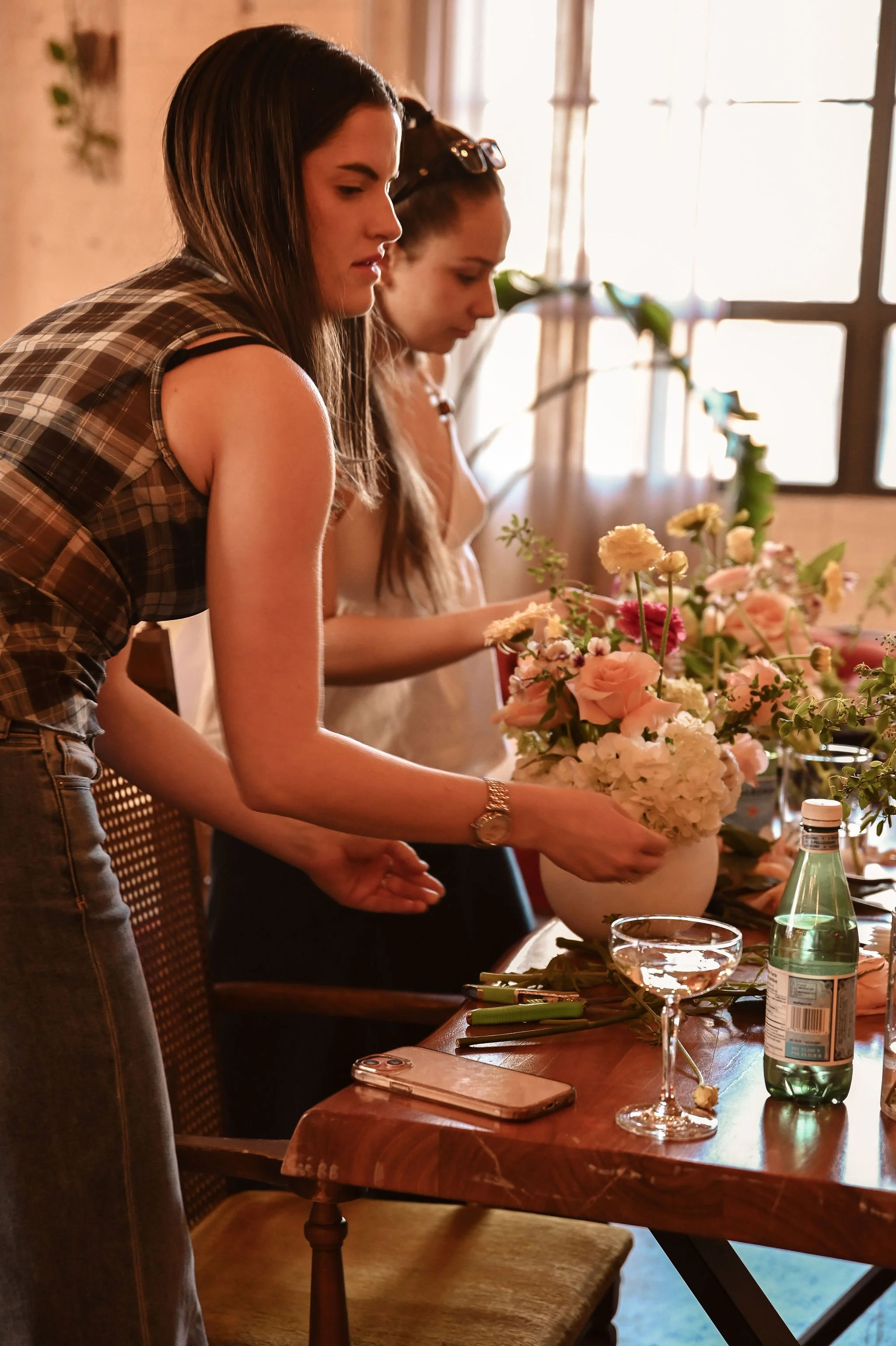 A modern Toronto flower workshop experience with fresh flowers, social connection, and floral design.