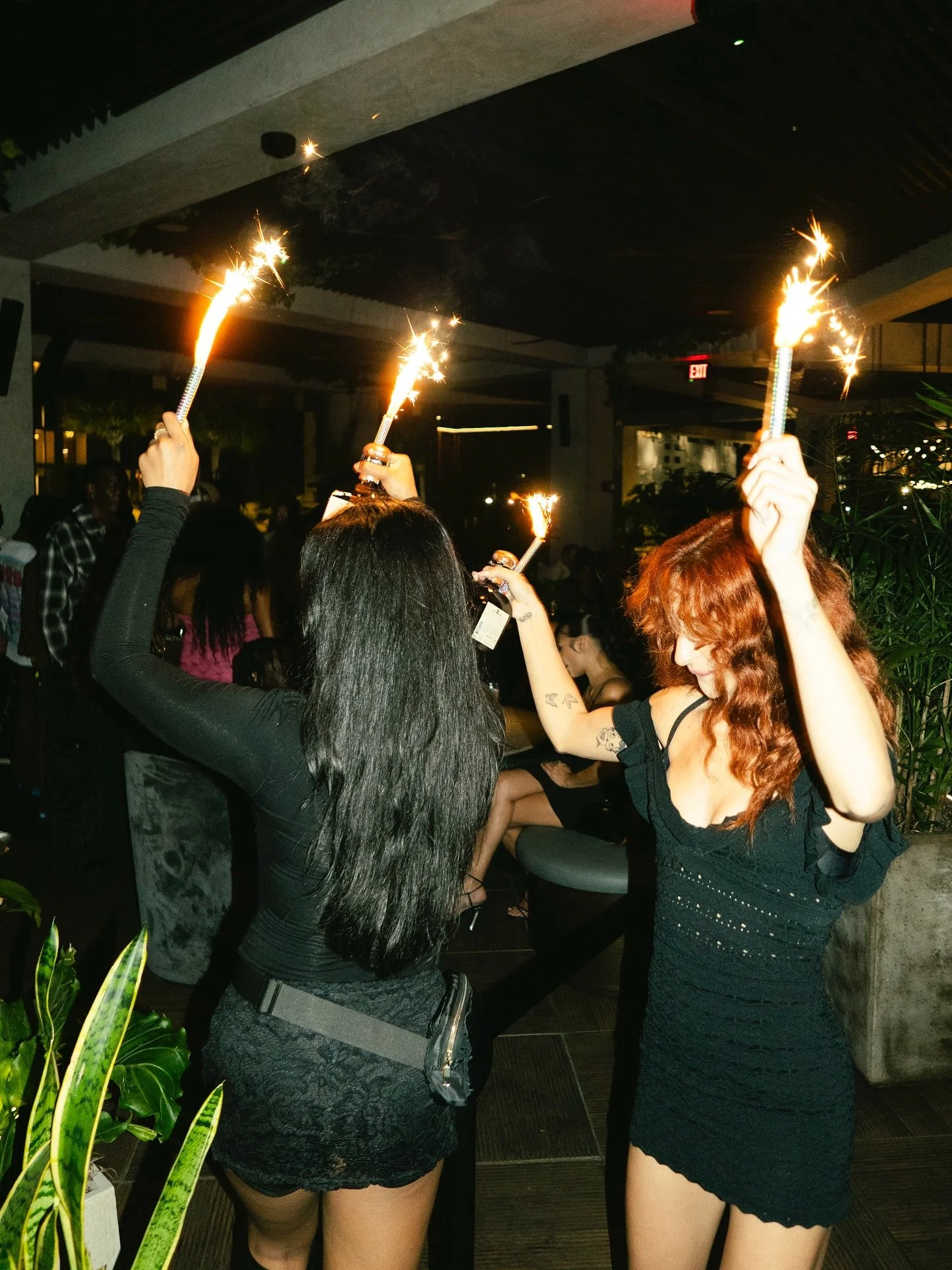 a proper way to end the year.
and an even better way to begin.

live band. djs. tasting menu. casino tables.
new year&rsquo;s eve at shiso. tickets in bio.