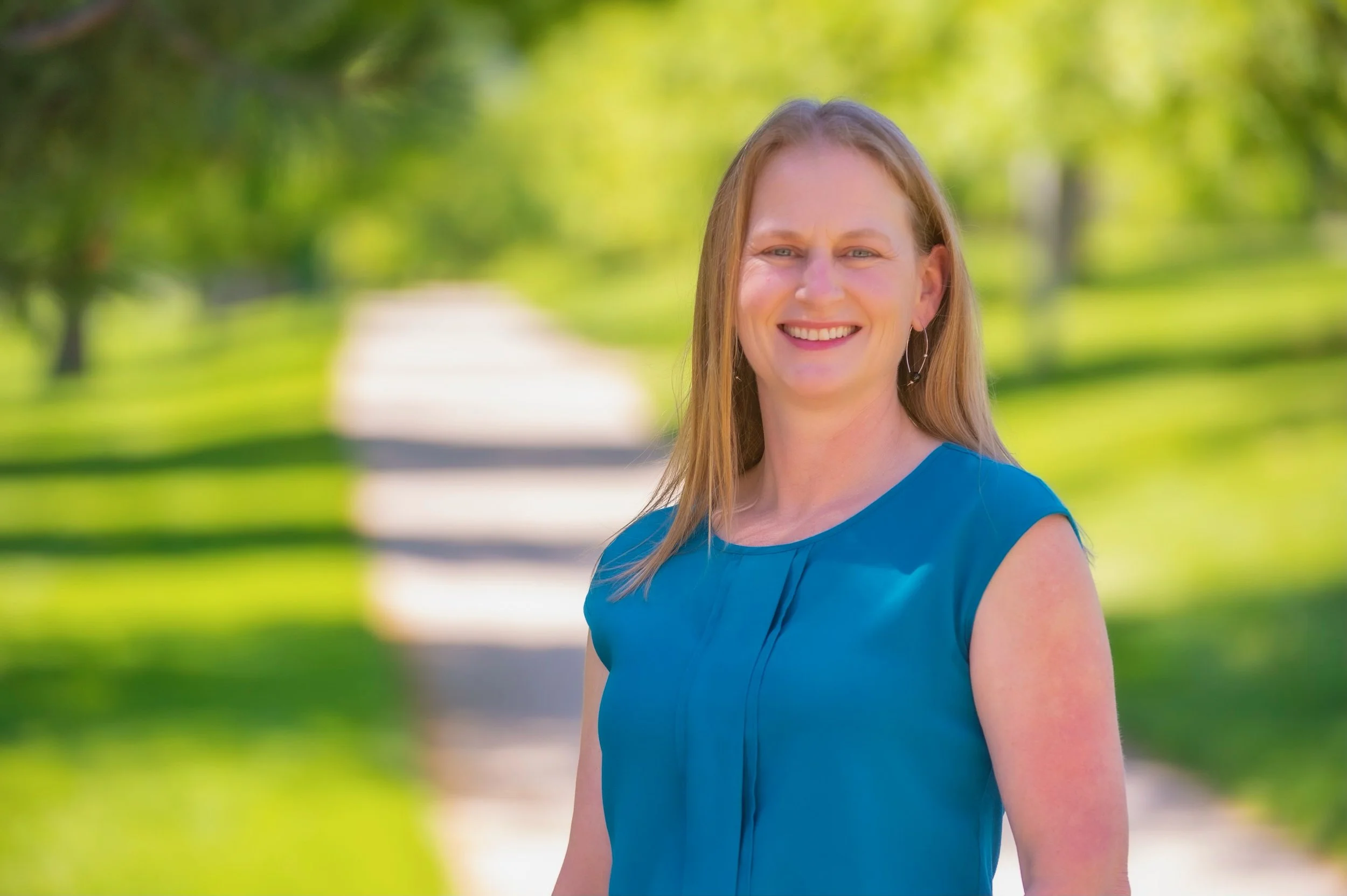 Kimberlee Sia Headshot 2023.jpeg