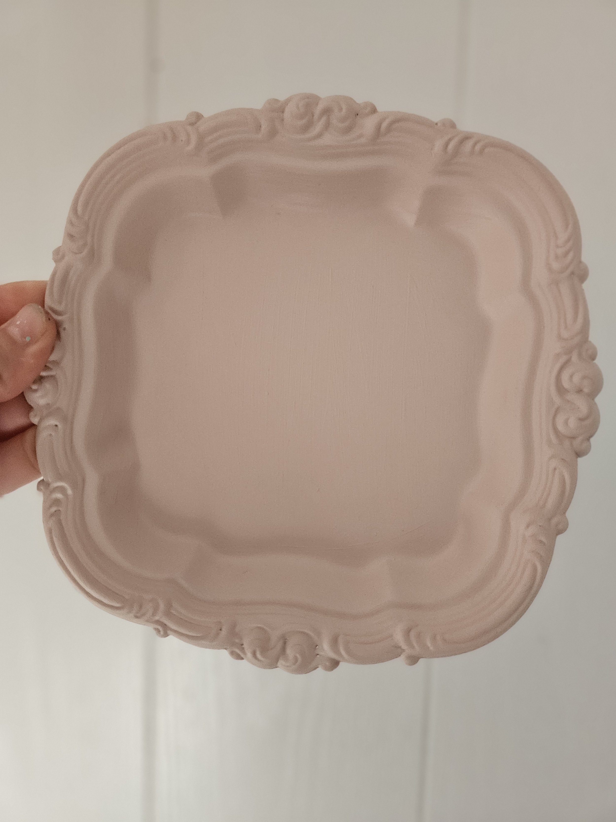 pretty soft pink detailed tray