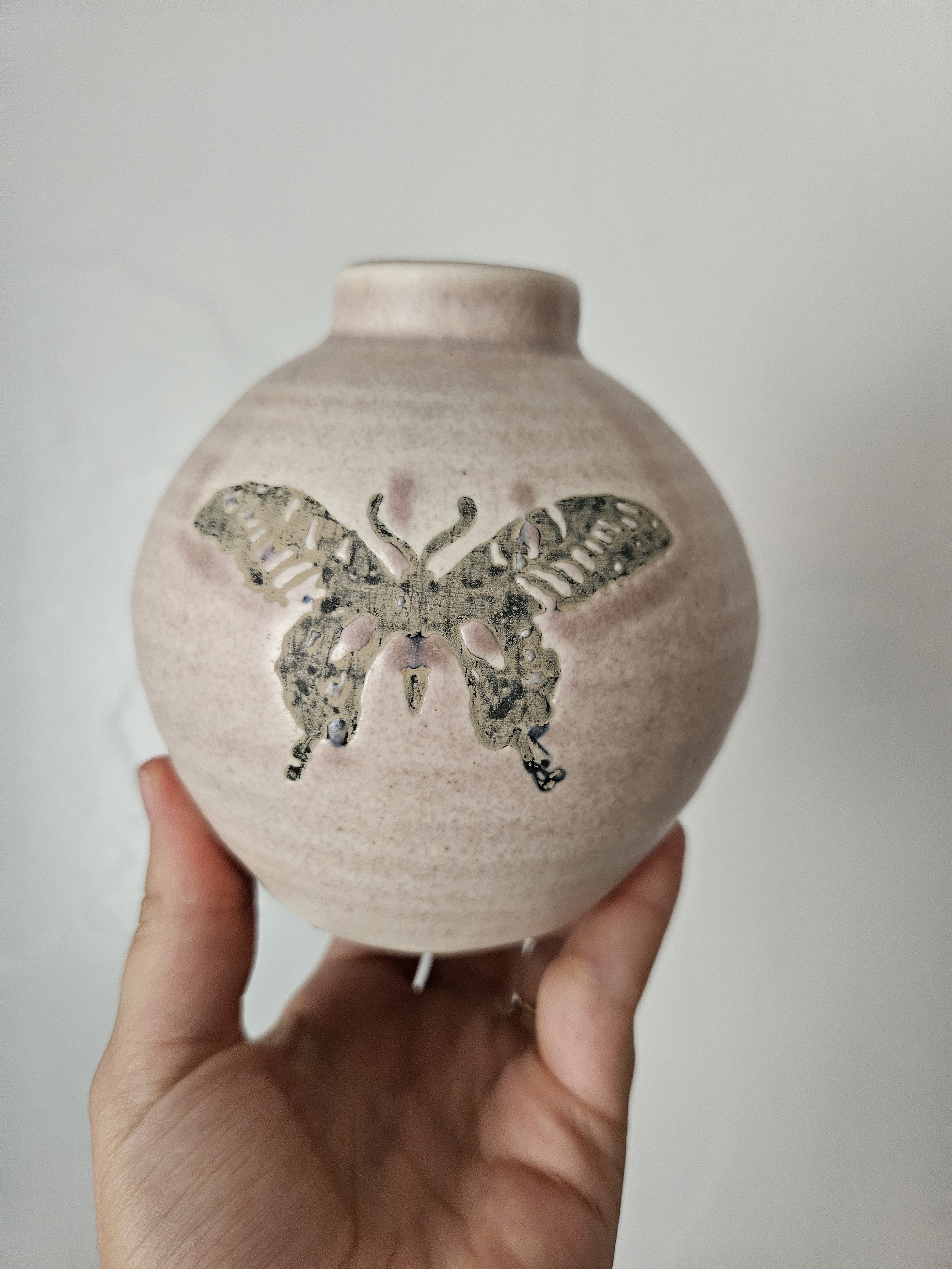 sweet textured pink vase