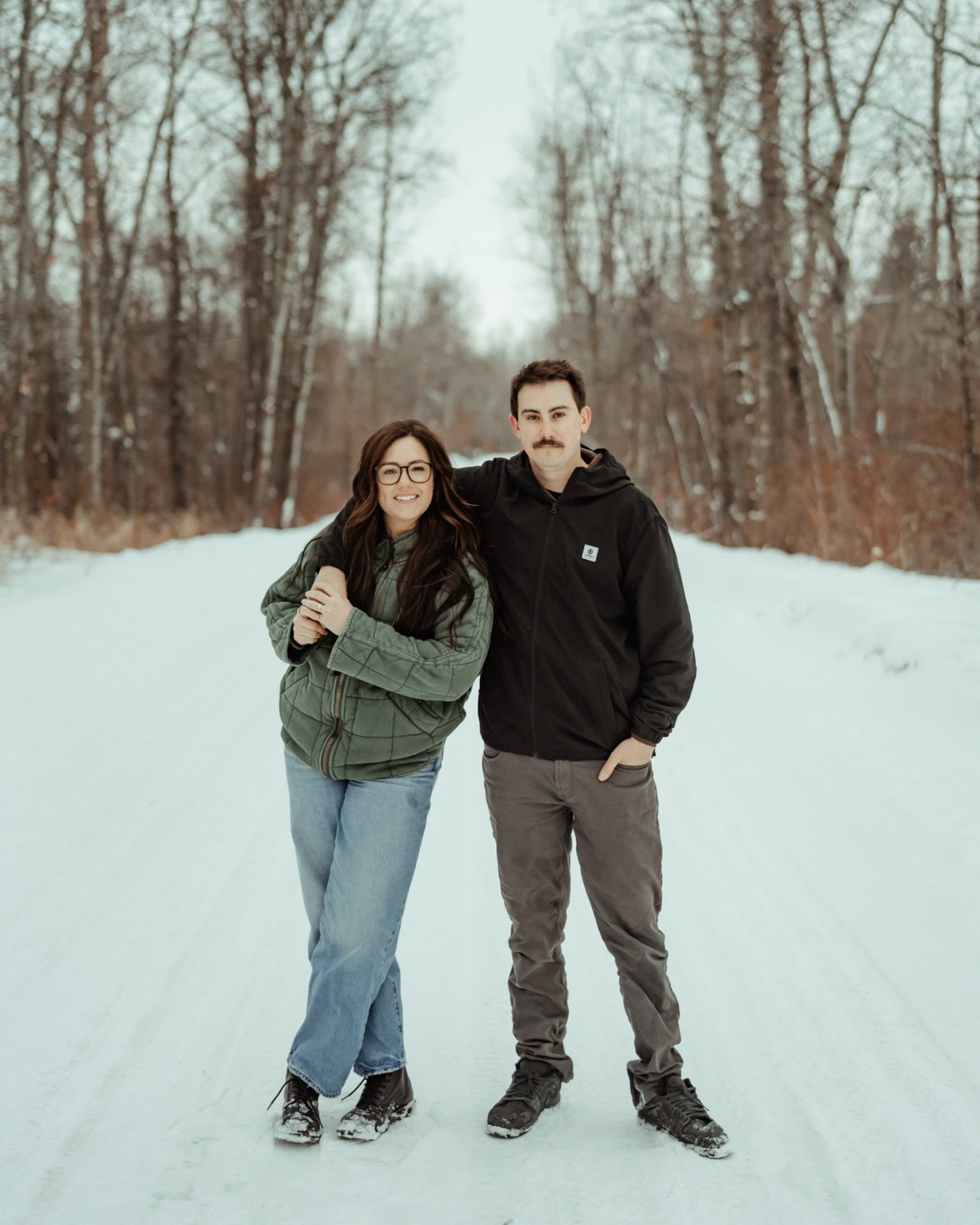 Snowy engagement session peeks from last week&rsquo;s indoor/outdoor shoot! 
We started off cozy and warm in the studio for some family focused images before we bundled up and headed out for just a few minutes of snowy fun with the kiddos and then mo