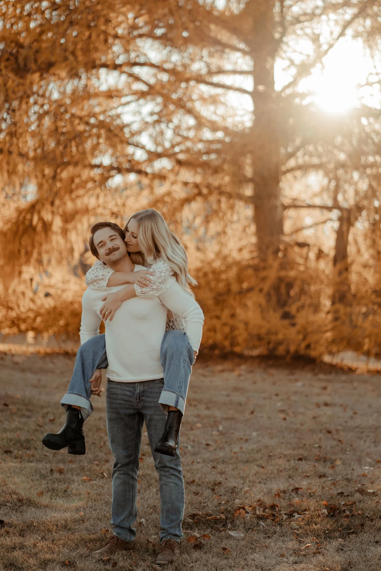 strathern_park_engagement_photos -26.jpg