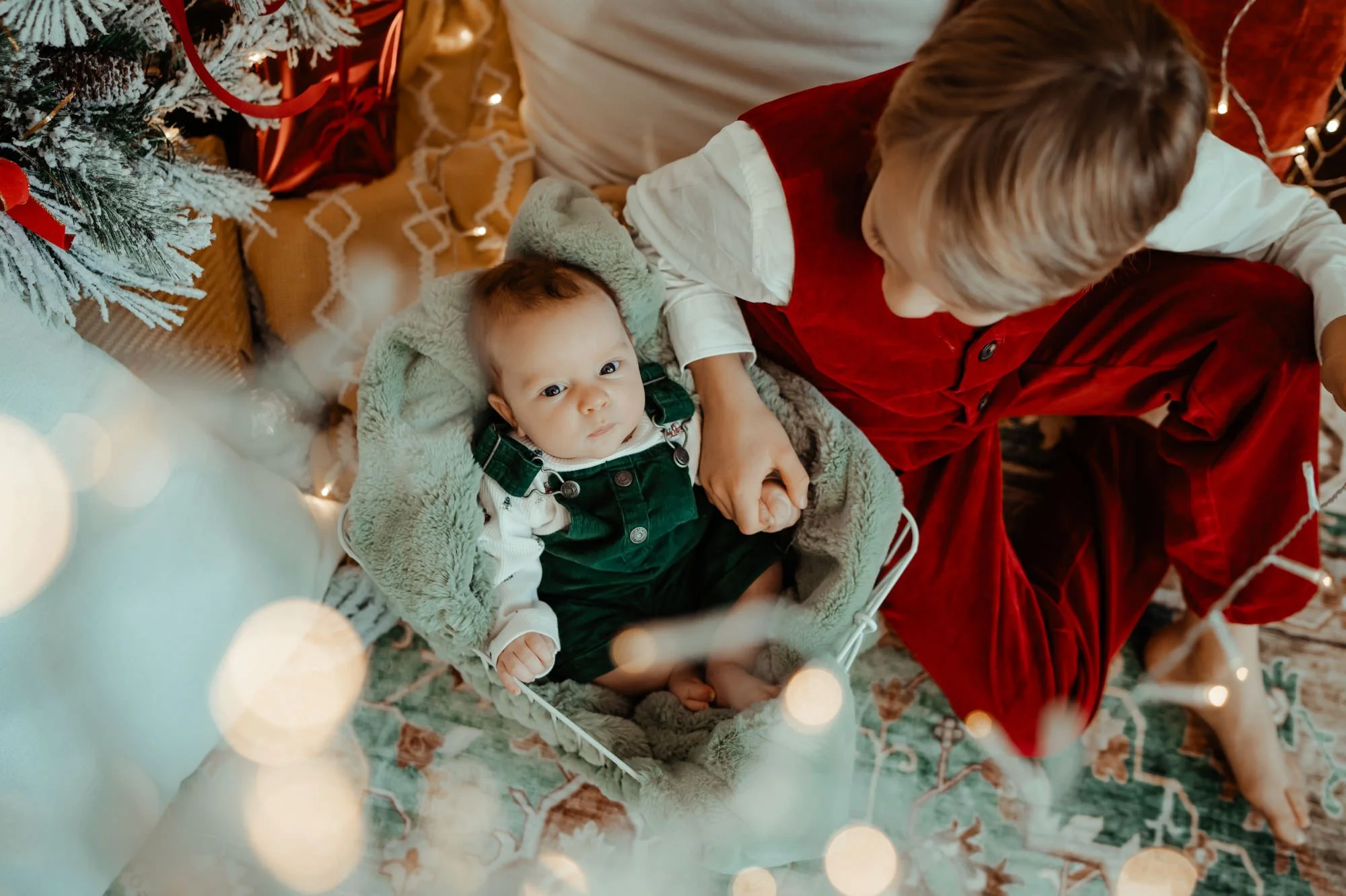 Christmas mini peeks -42.jpg