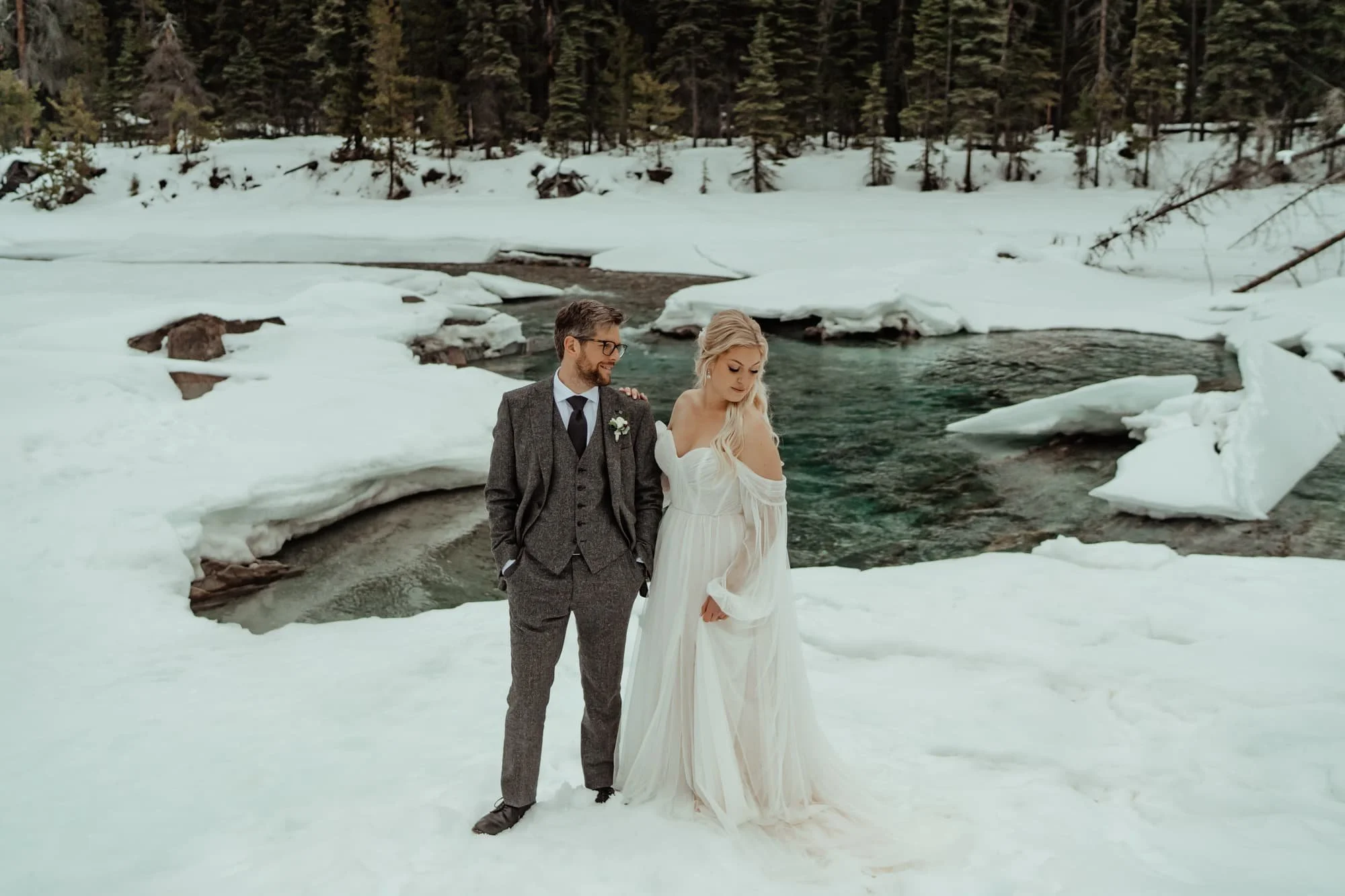 Winter-elopement-at-emerald-lake-lodge-40.jpeg